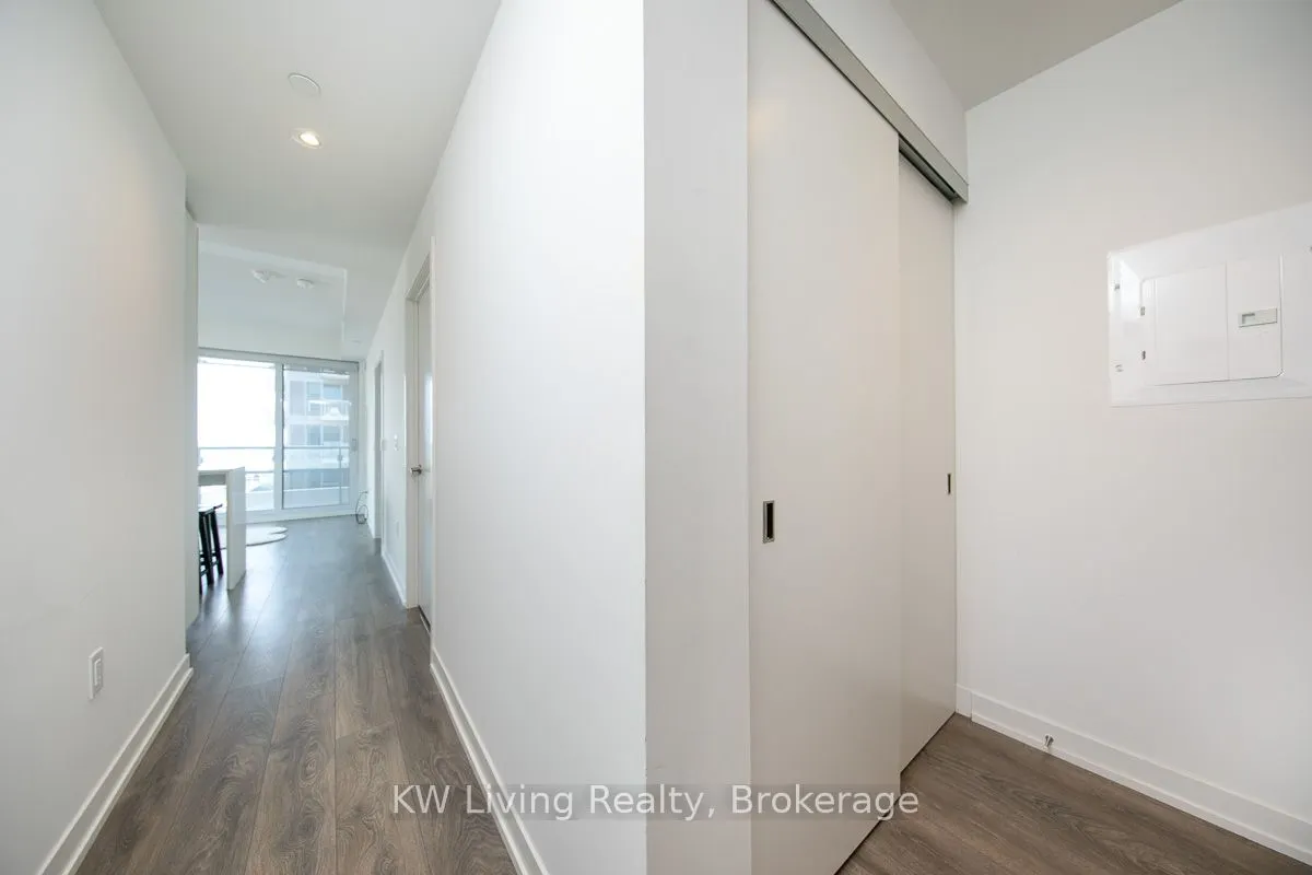 15 Lower Jarvis Street, #815