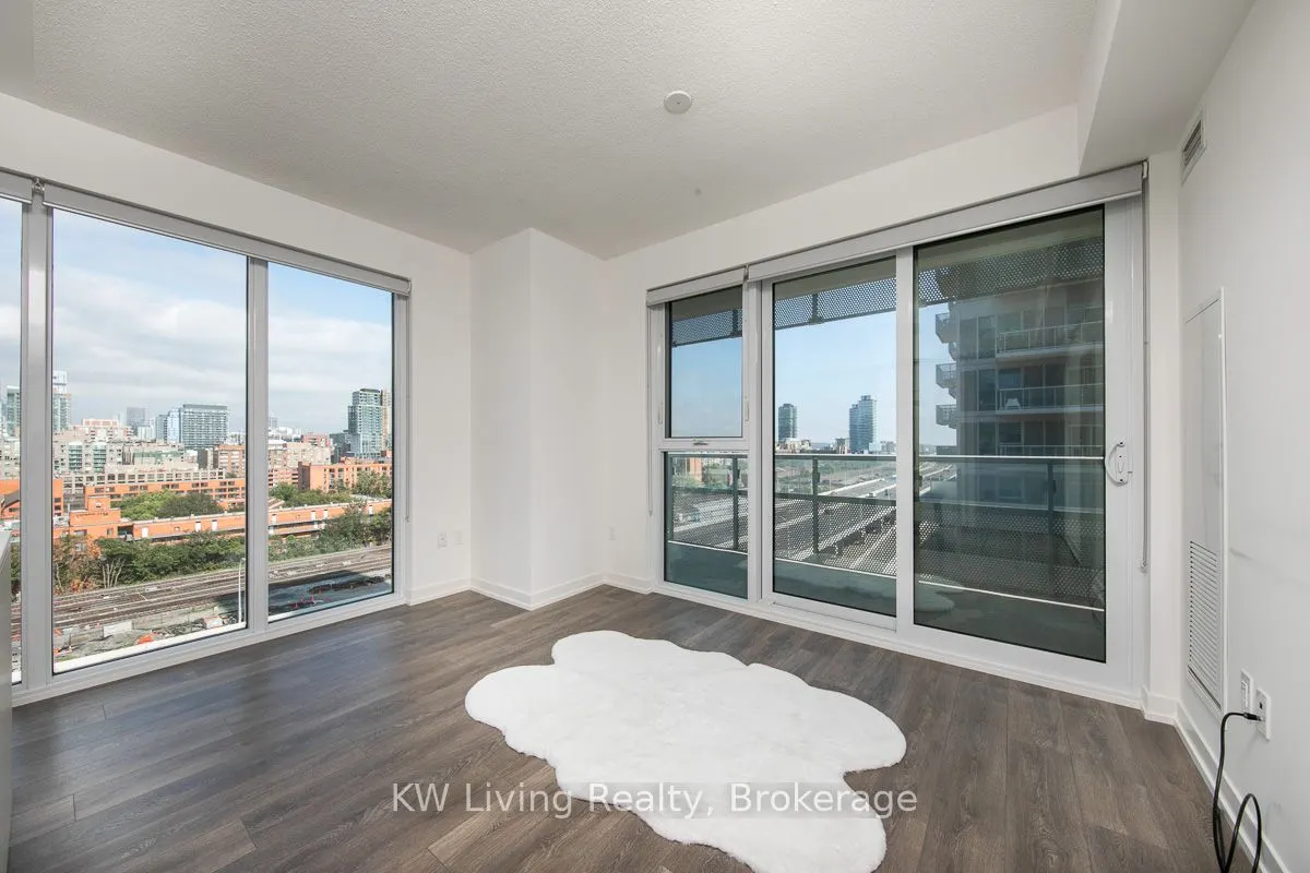 15 Lower Jarvis Street, #815