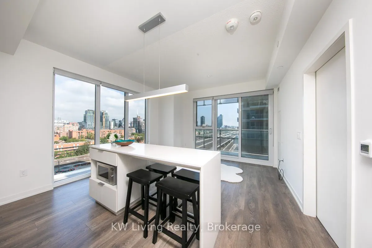 15 Lower Jarvis Street, #815