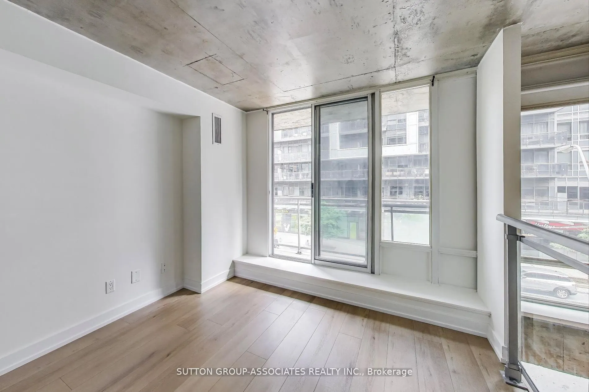 1029 King Street W, #213