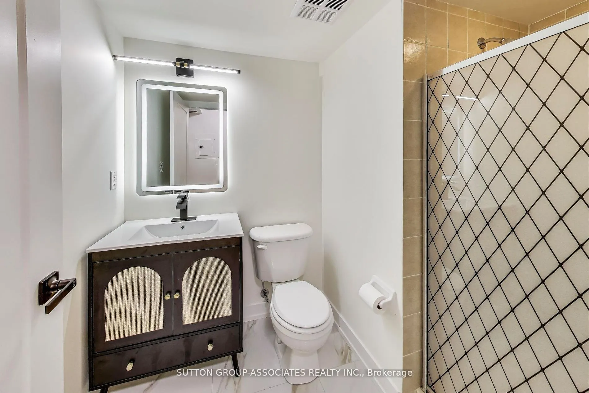 1029 King Street W, #213