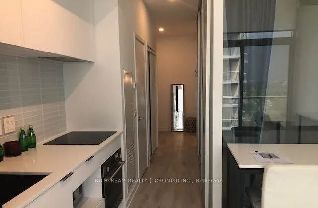 33 Helendale Avenue, #1202
