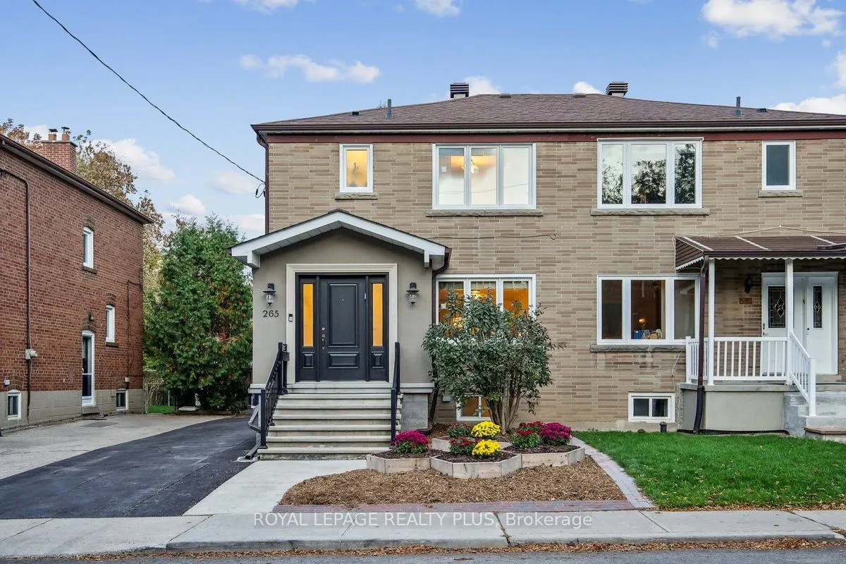 265 Winnett Avenue