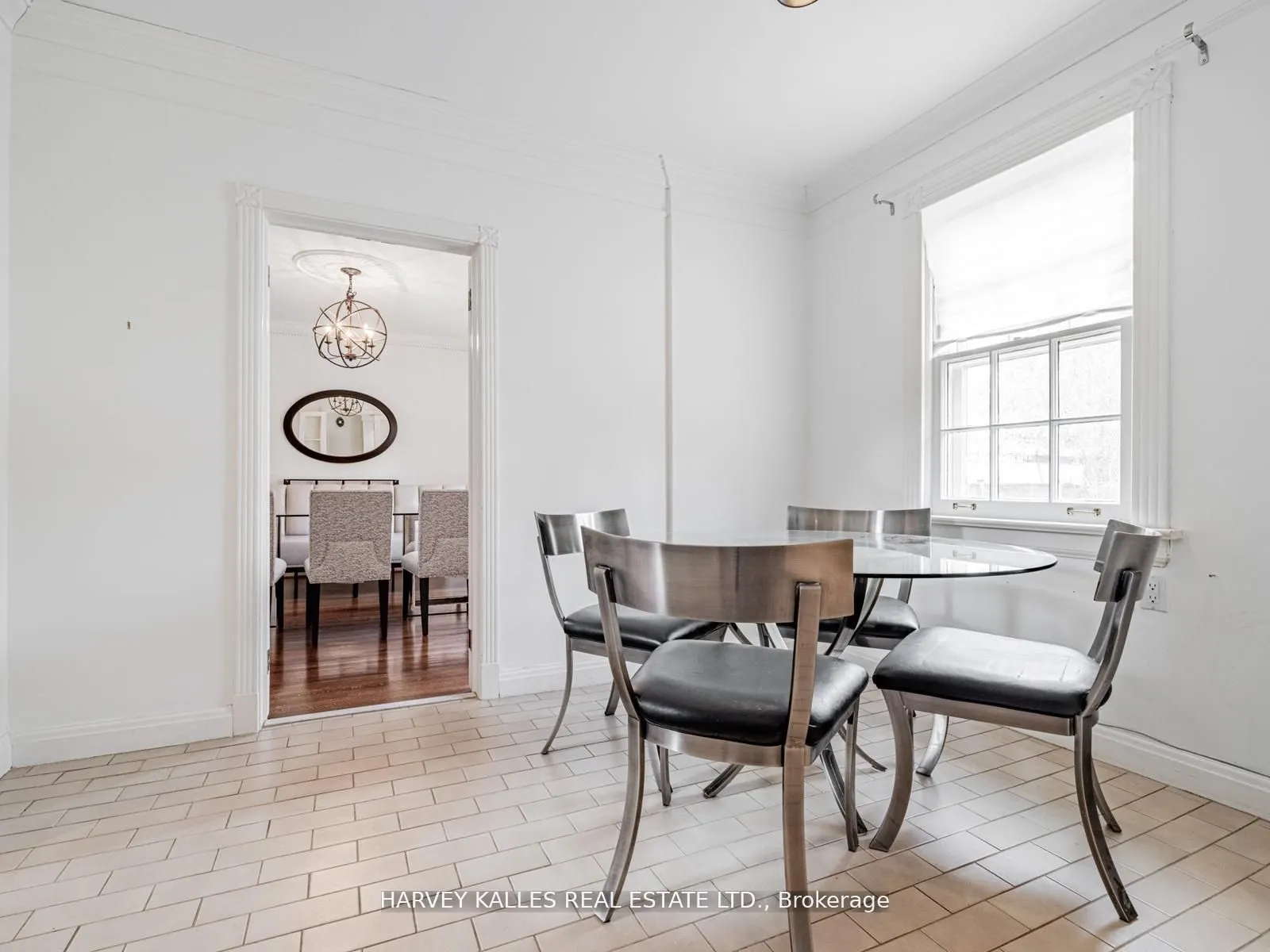 2 Silverwood Avenue