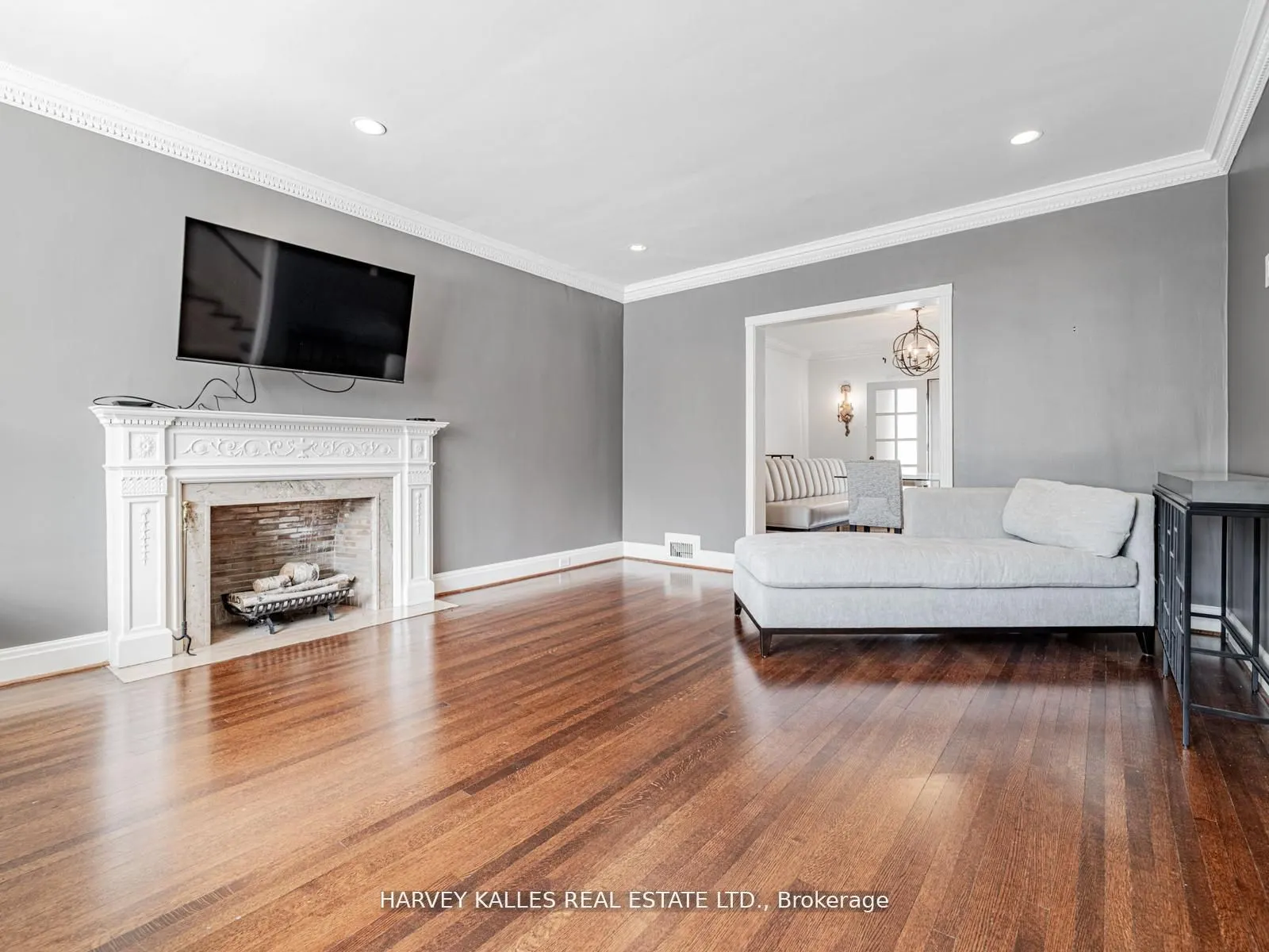 2 Silverwood Avenue