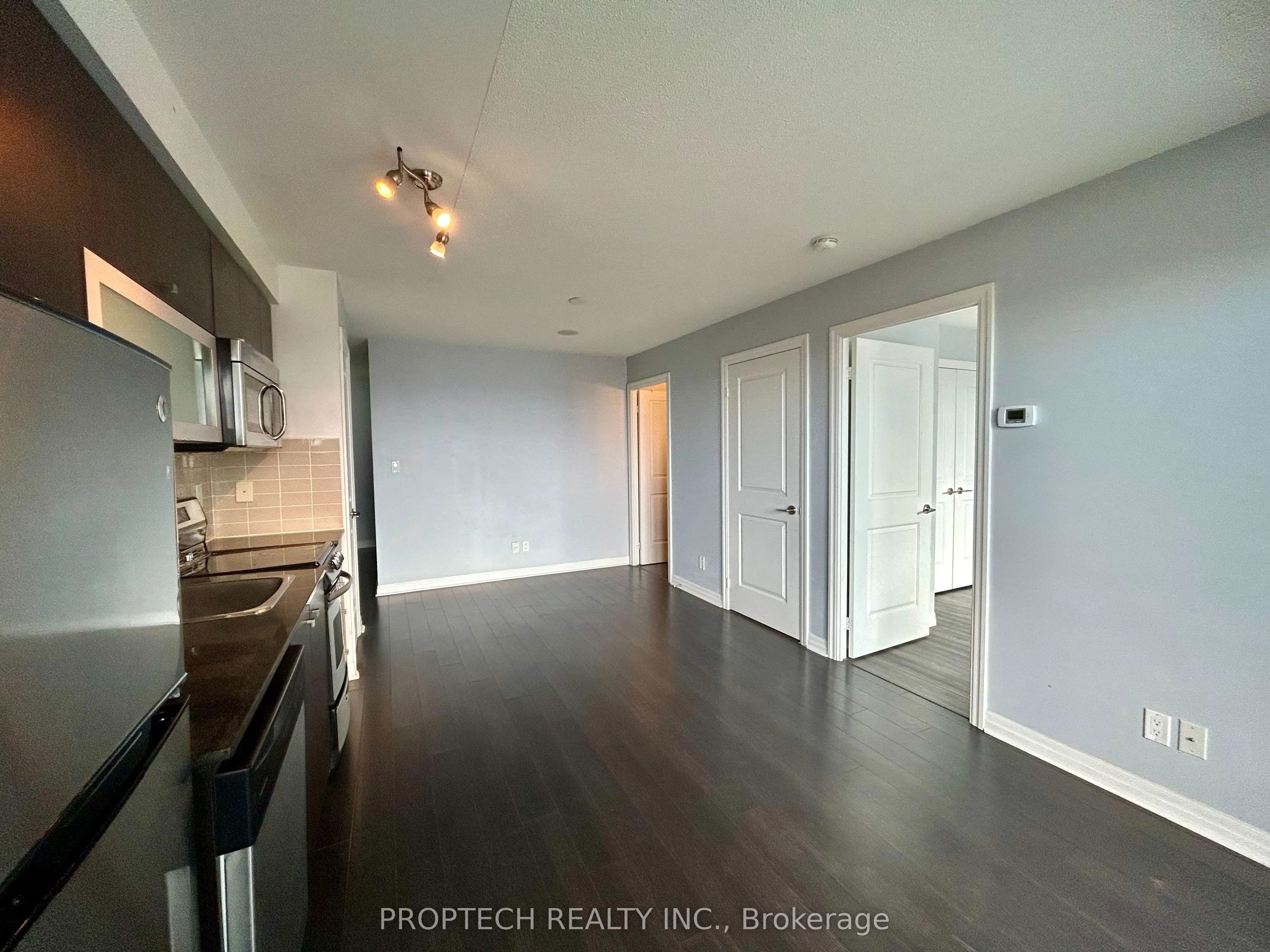 2015 Sheppard Avenue E, #1601