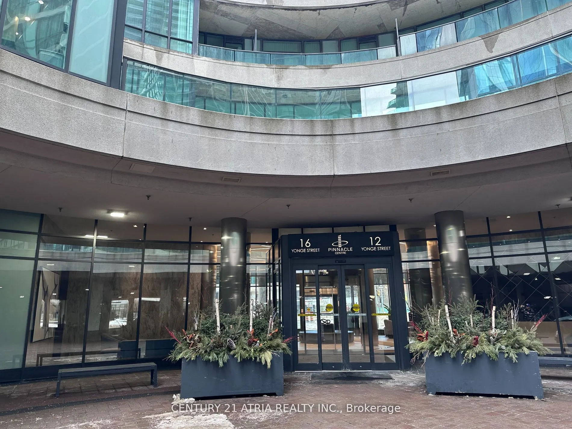 16 Yonge Street, #319