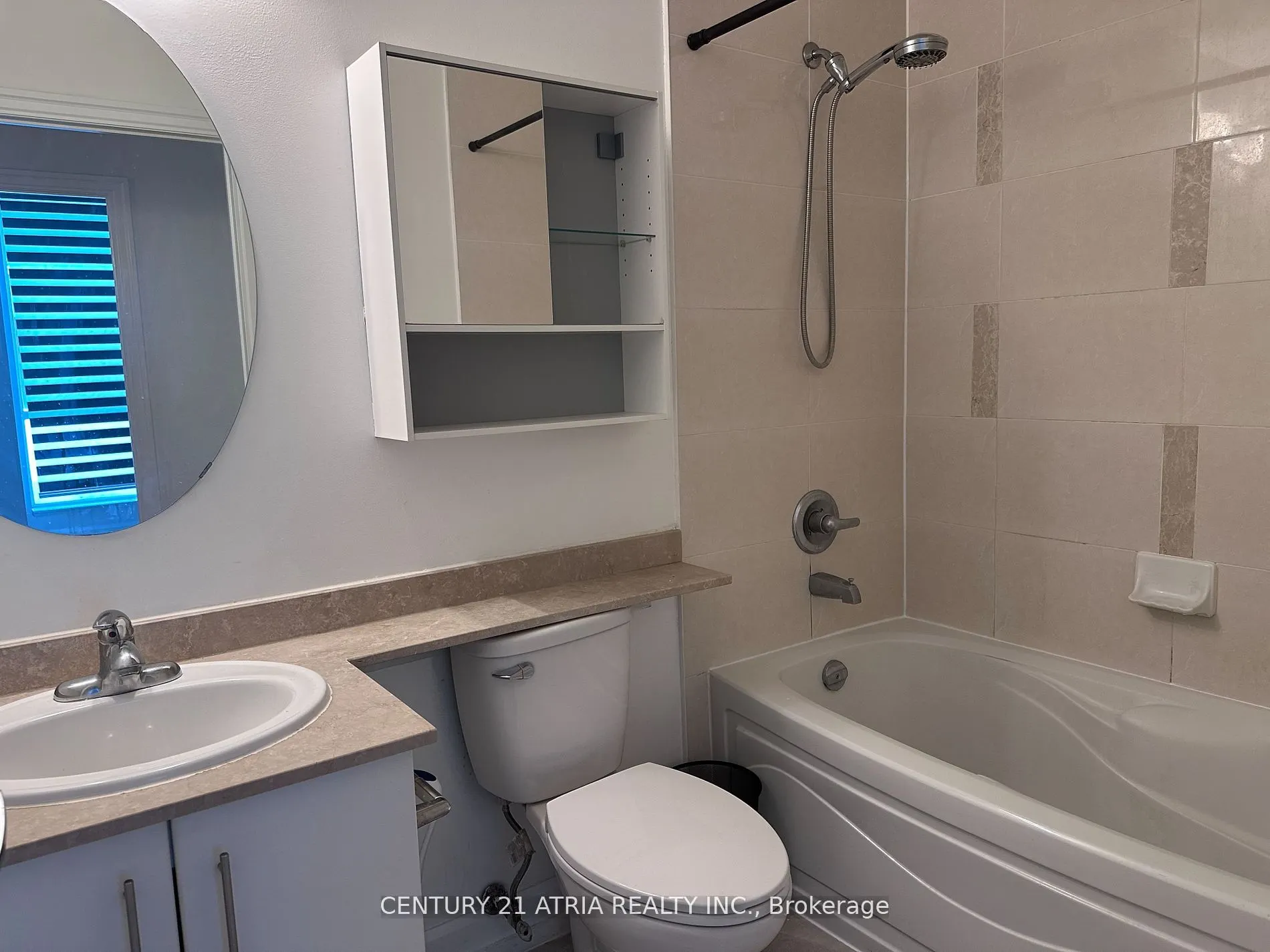 16 Yonge Street, #319