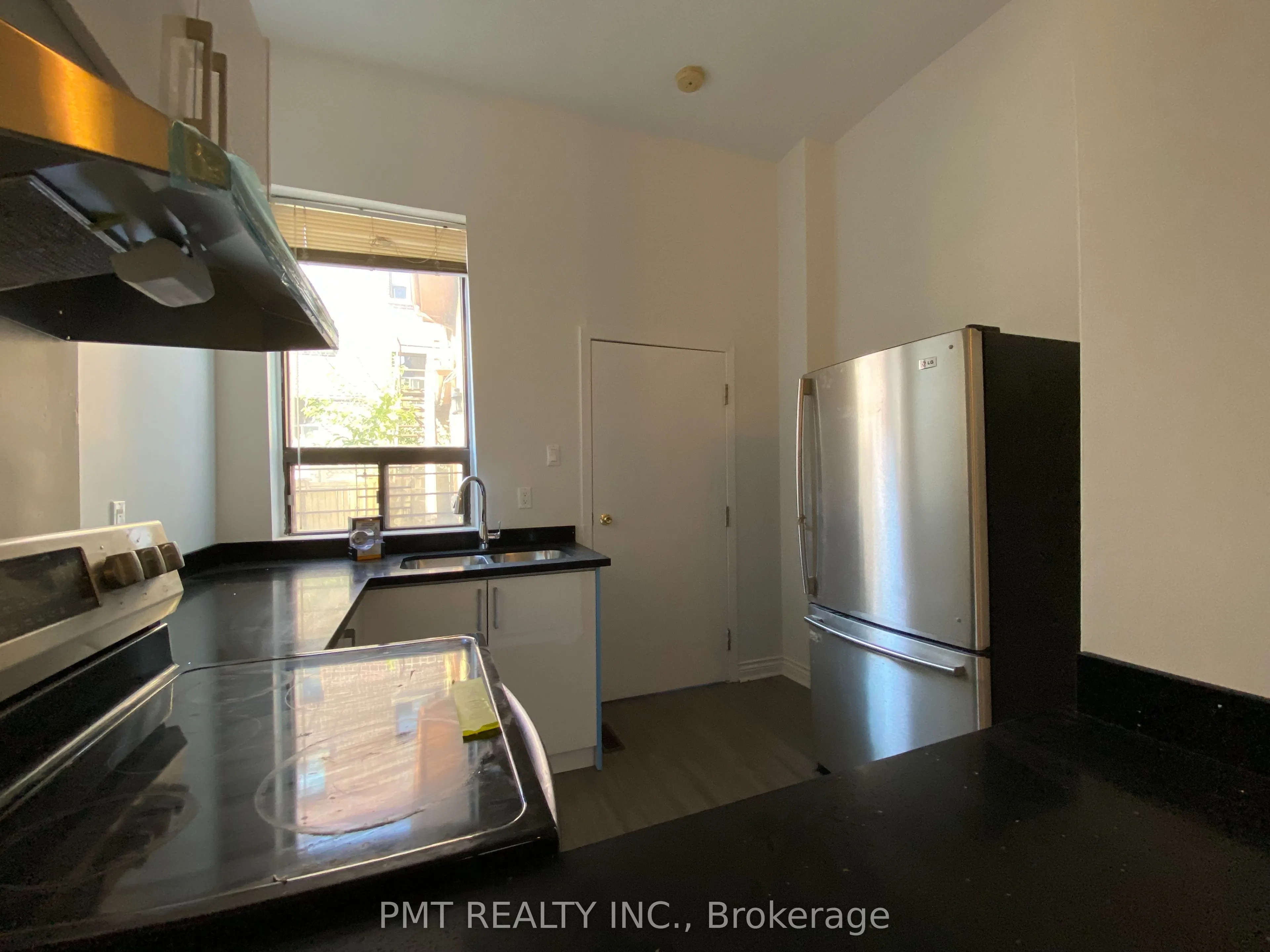 202 Gerrard Street E, #1
