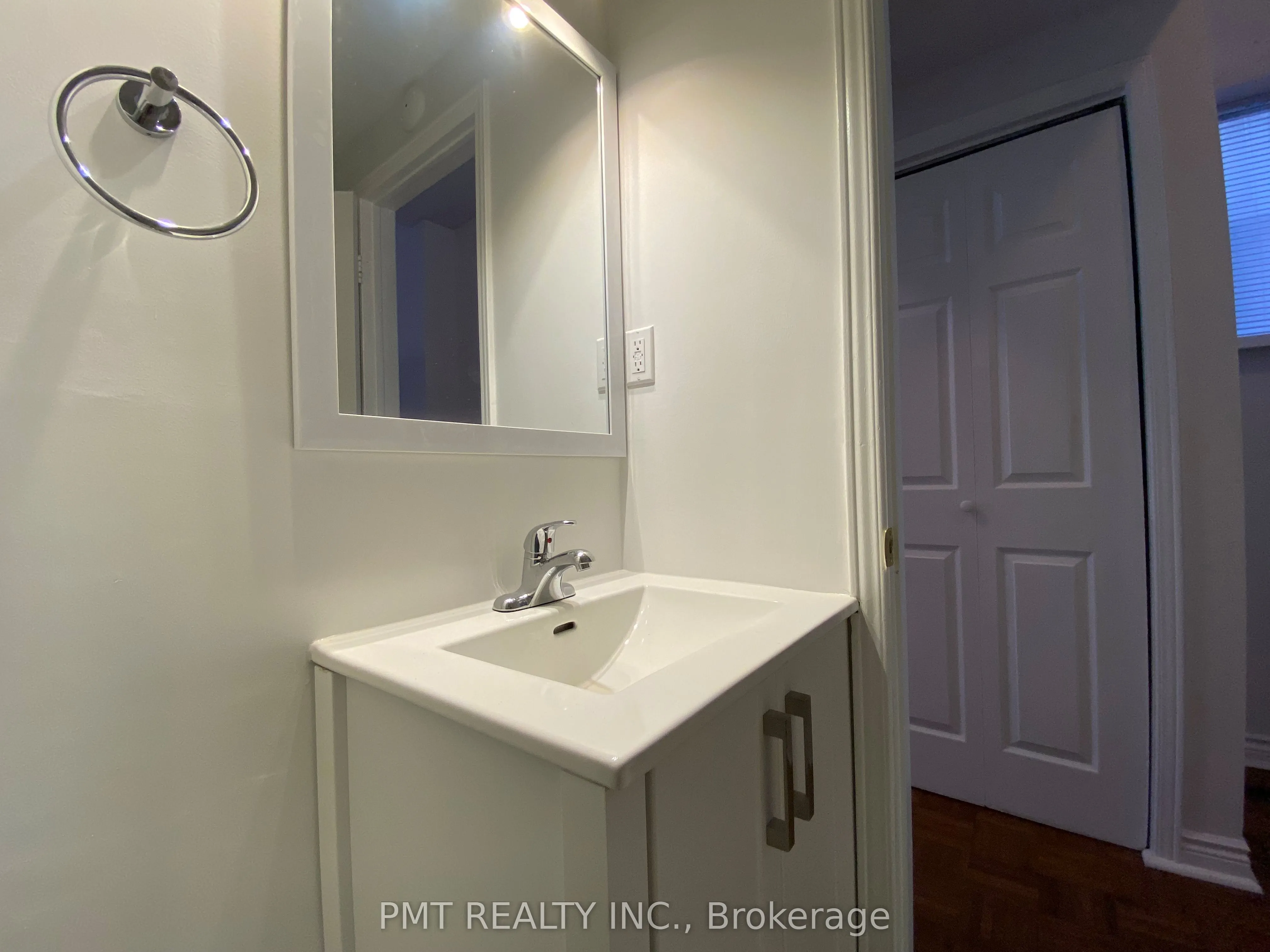 202 Gerrard Street E, #1