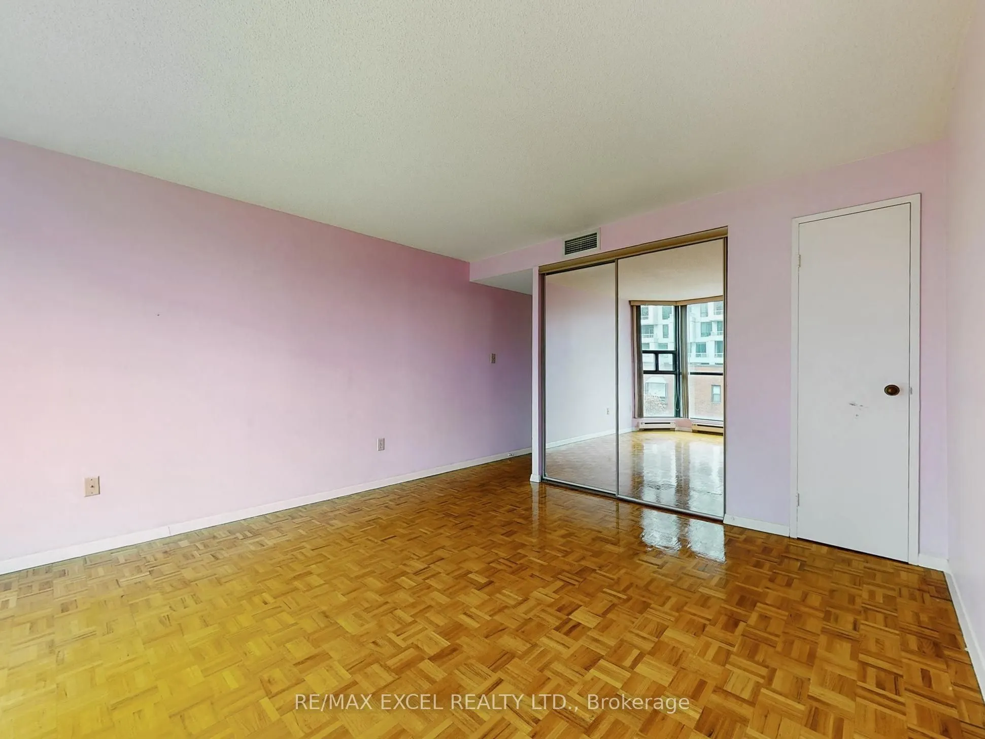 188 Spadina Avenue, #406