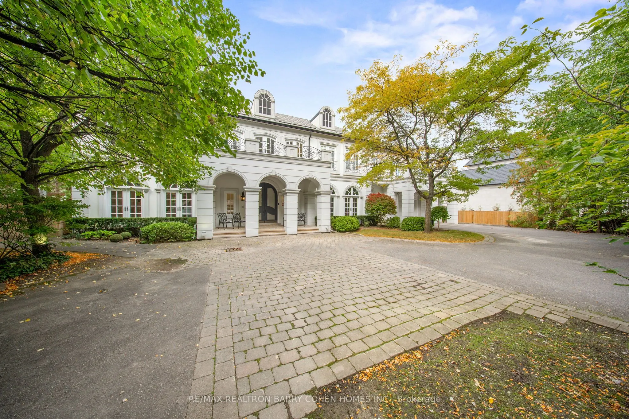 180 Sandringham Drive