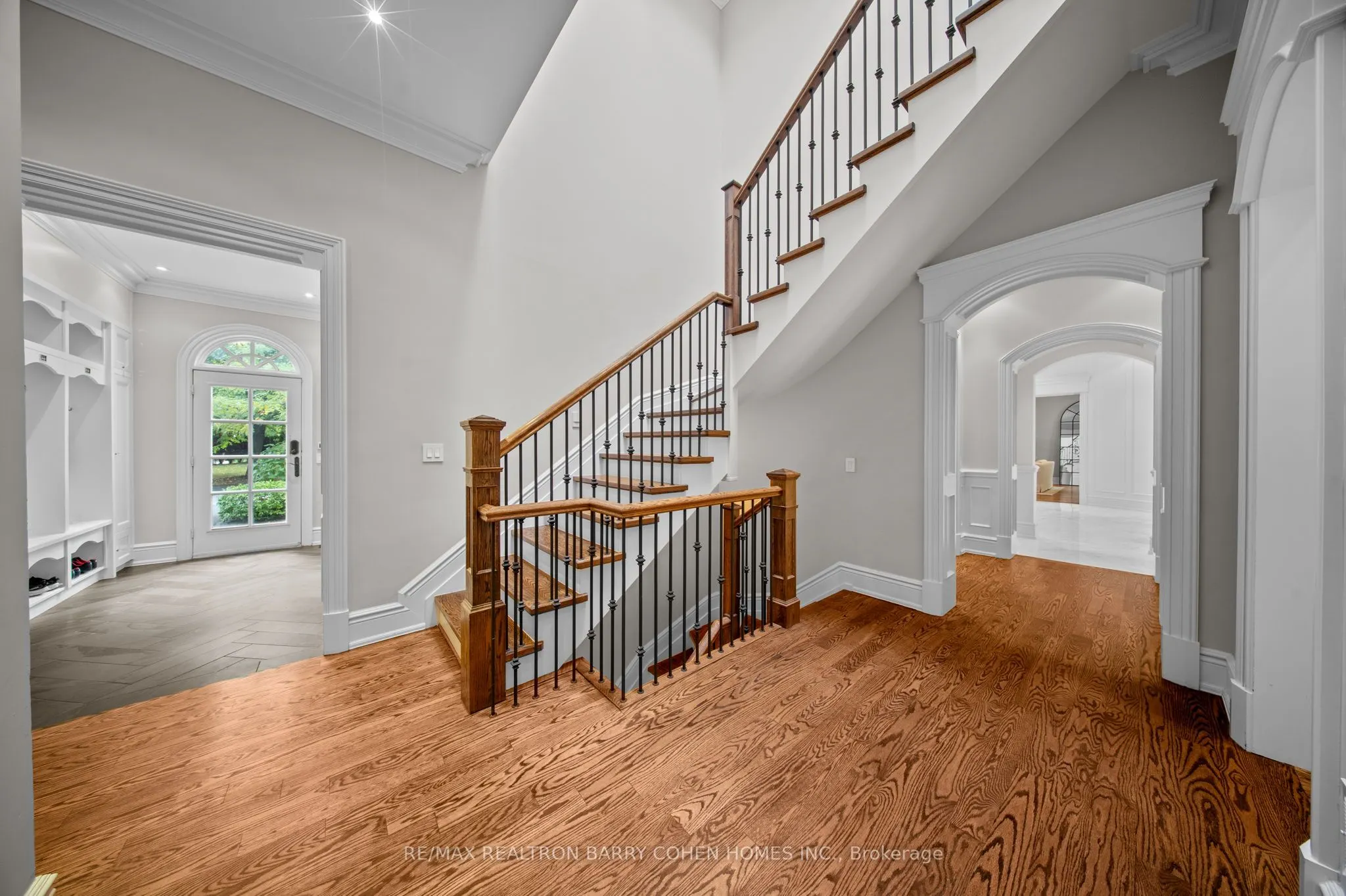 180 Sandringham Drive