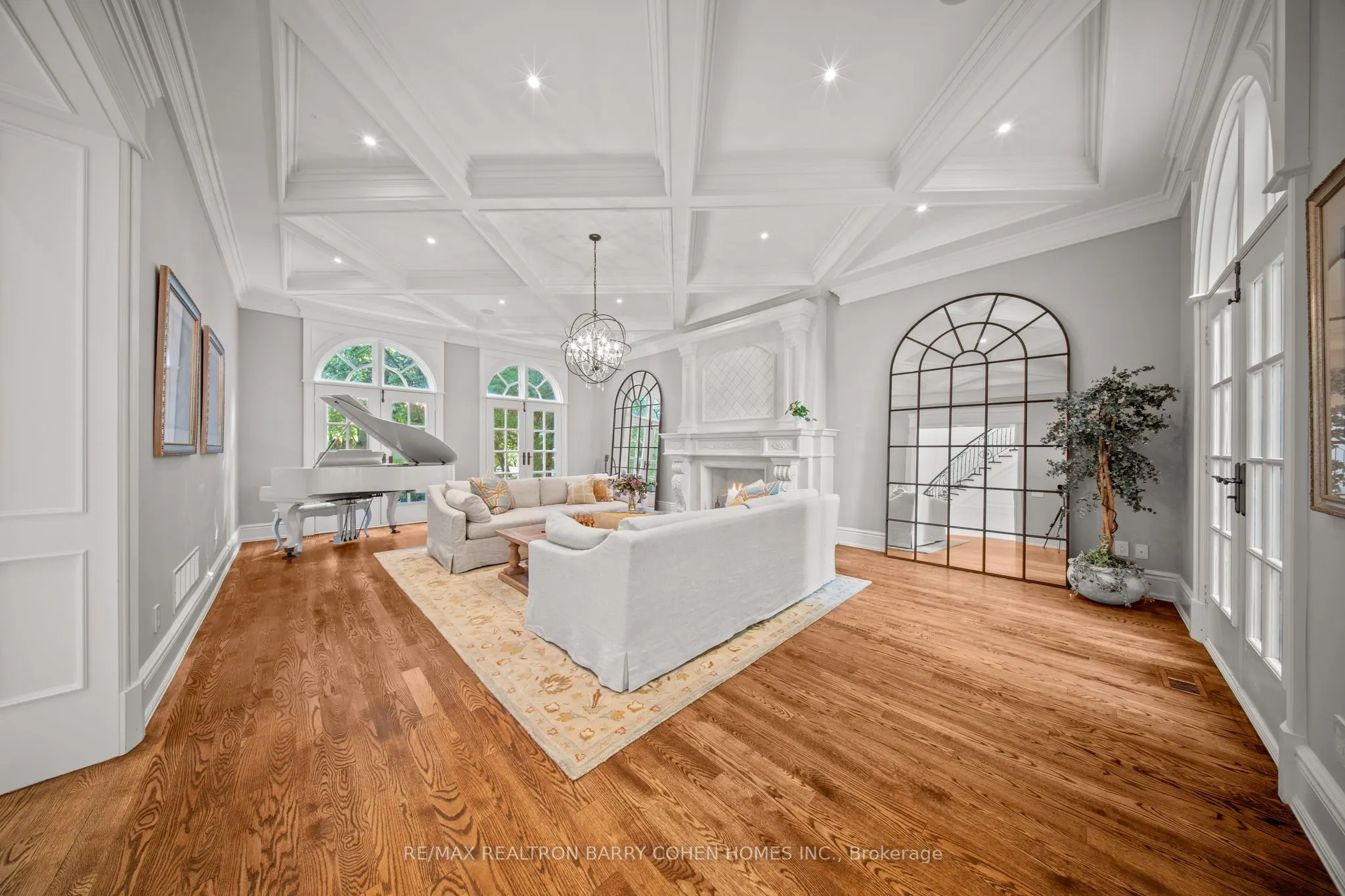 180 Sandringham Drive