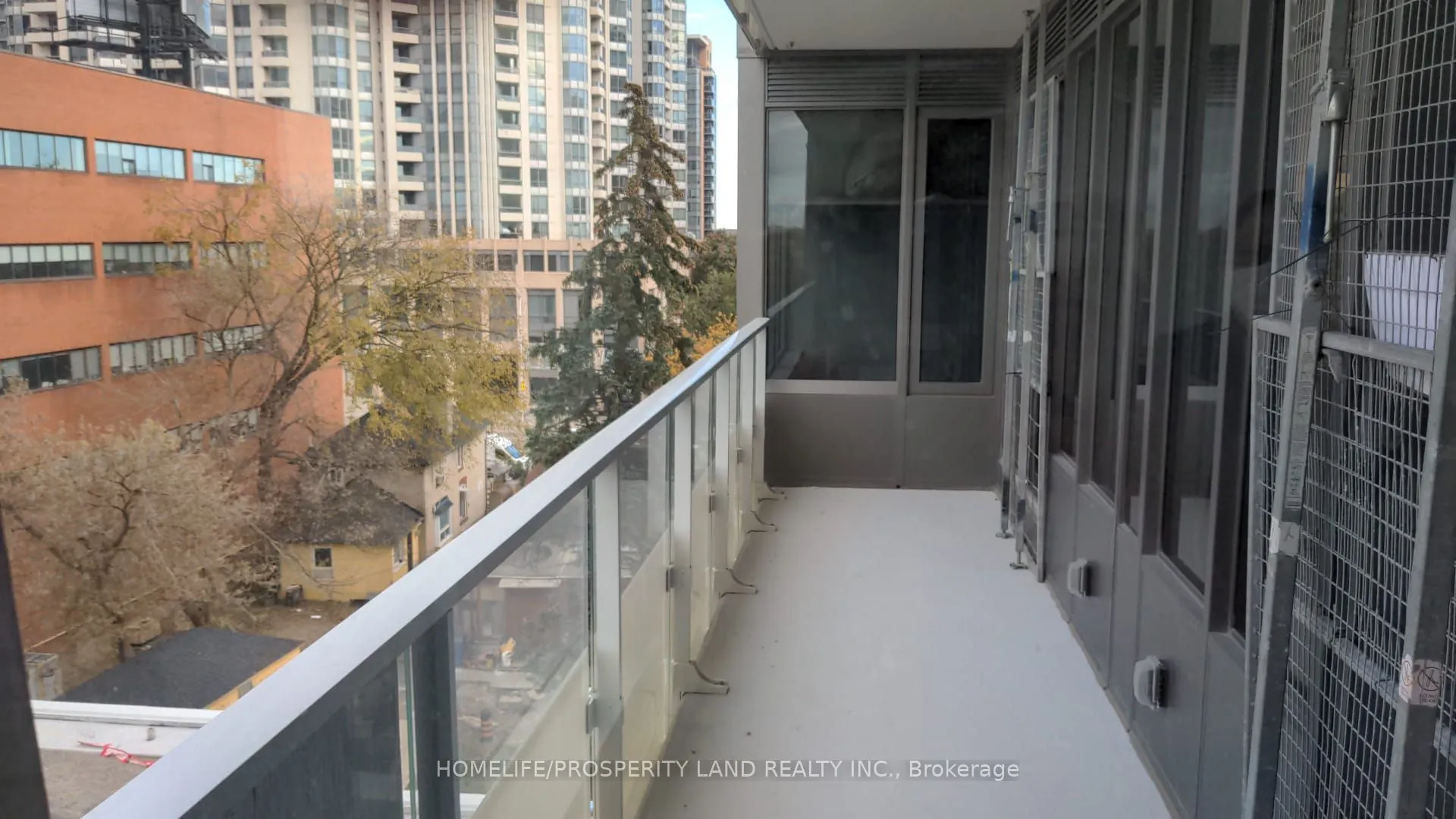 75 Canterbury Place, #712