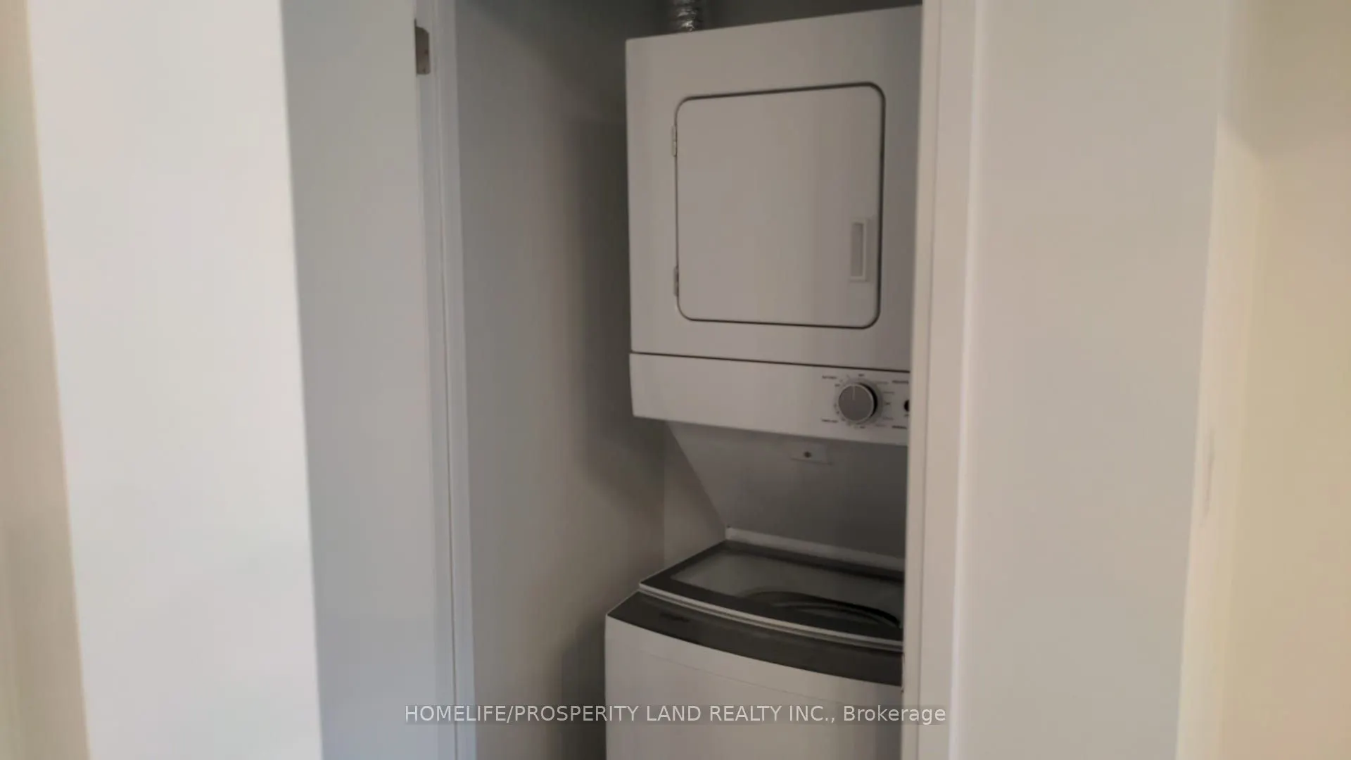 75 Canterbury Place, #712