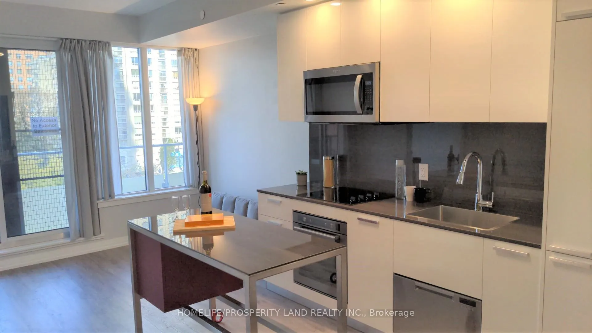 75 Canterbury Place, #712