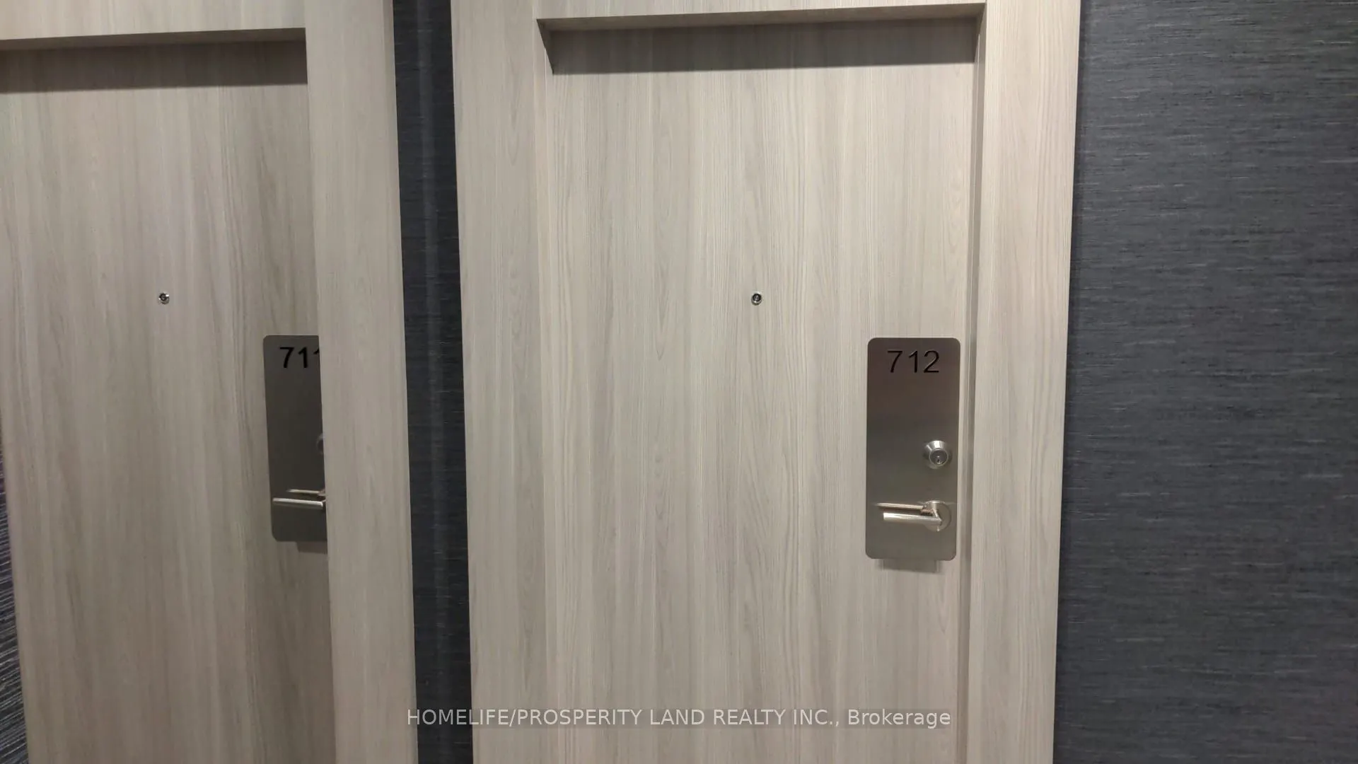 75 Canterbury Place, #712
