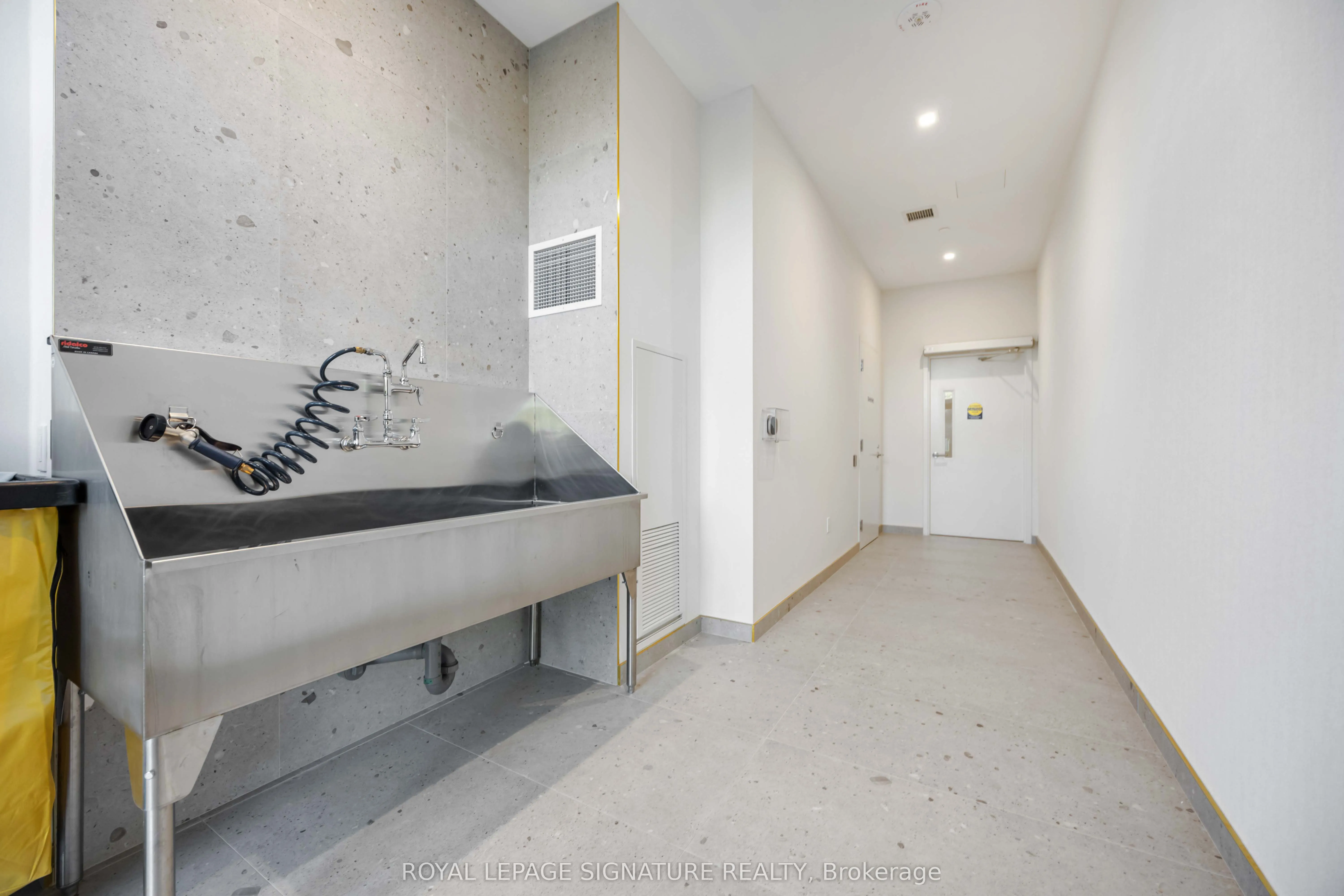 1 Kyle Lowry Road, #505