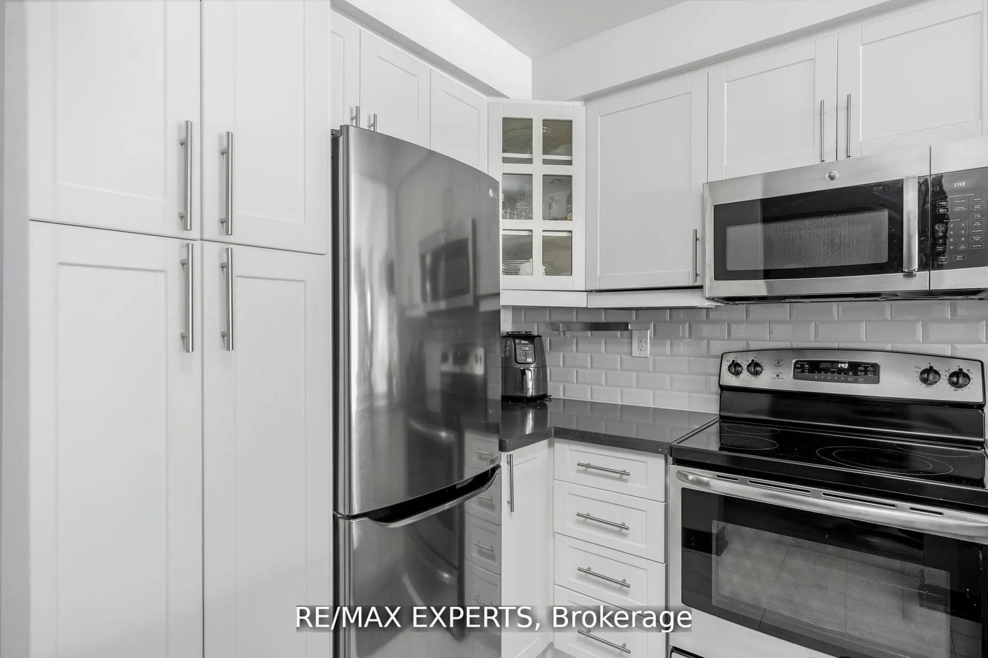 1000 Sheppard Avenue W, #206