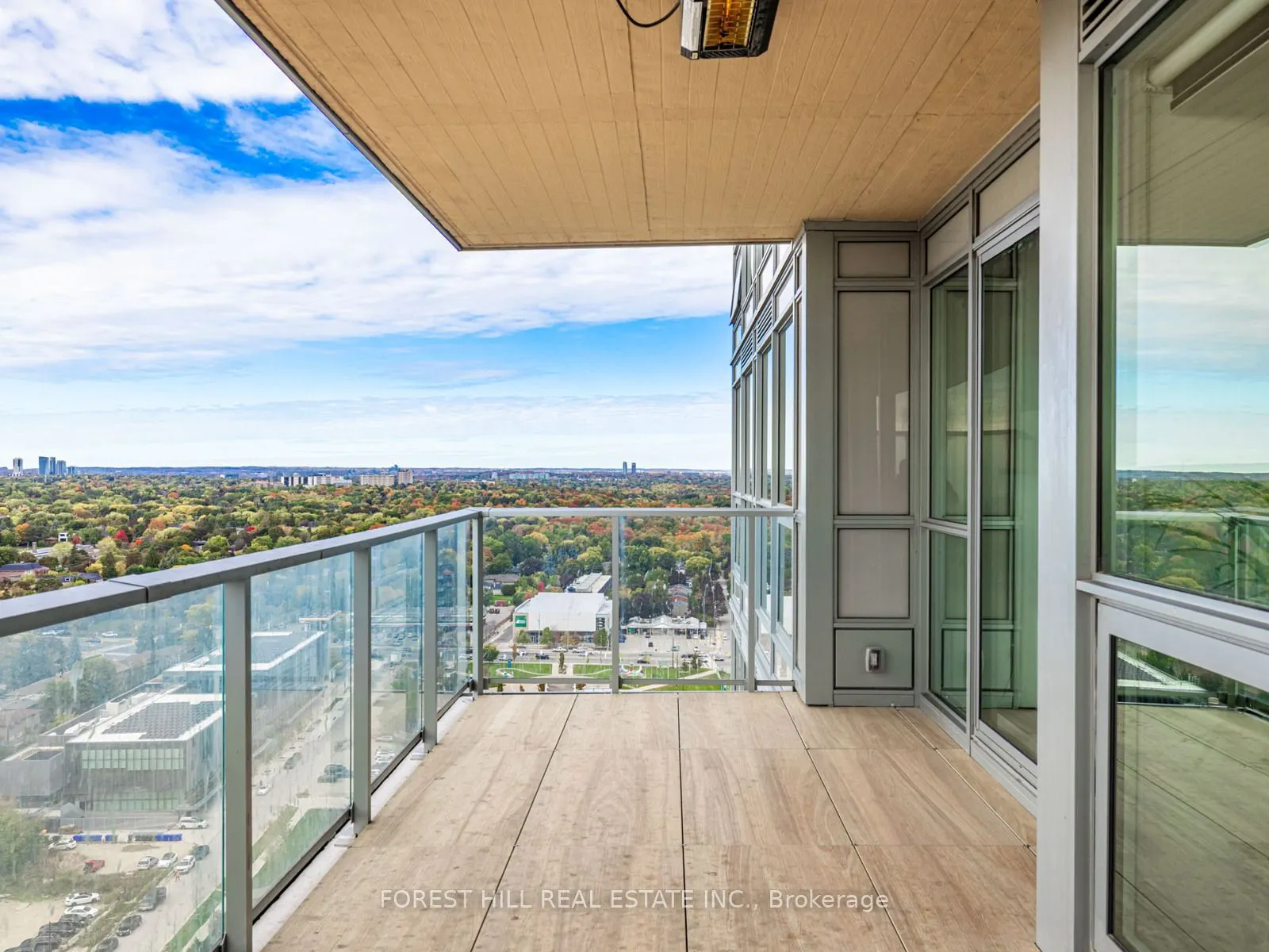 27 Mcmahon Drive, #2706