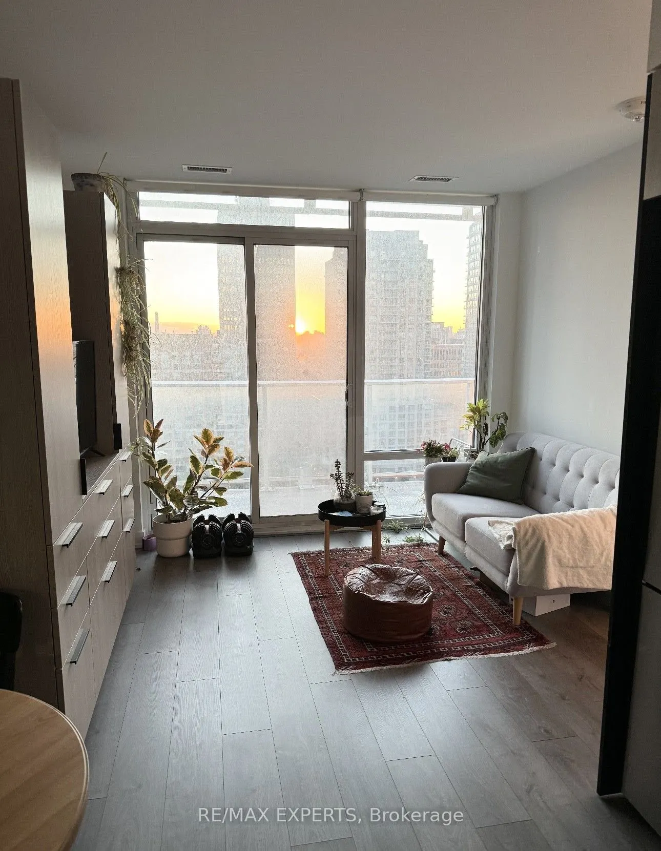 18 Maitland Terrace, #1610