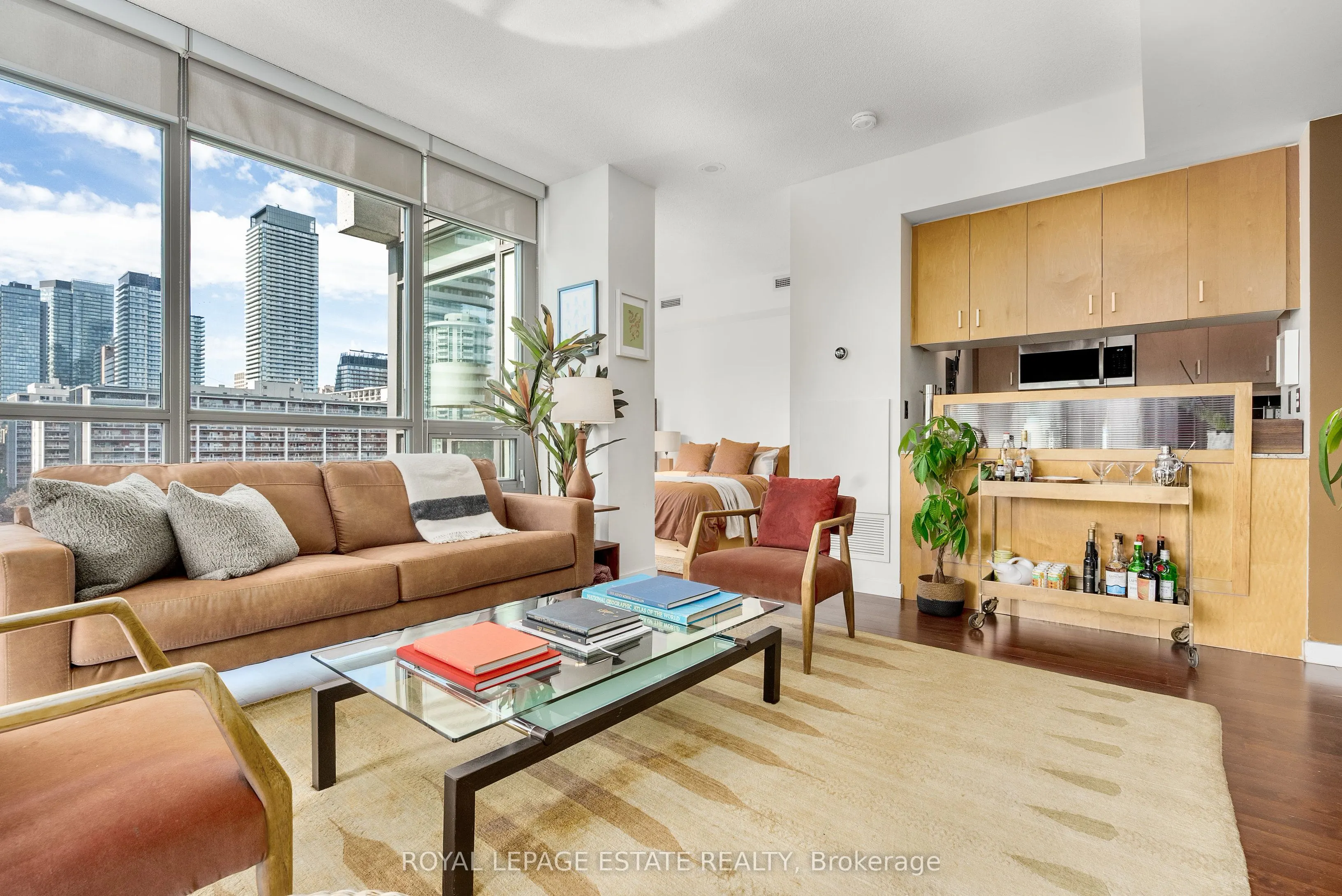 281 Mutual Street, #1003