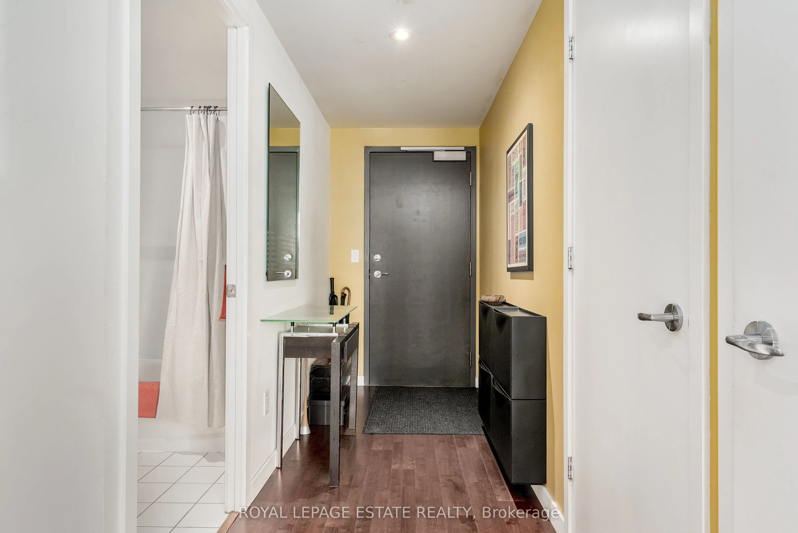 281 Mutual Street, #1003