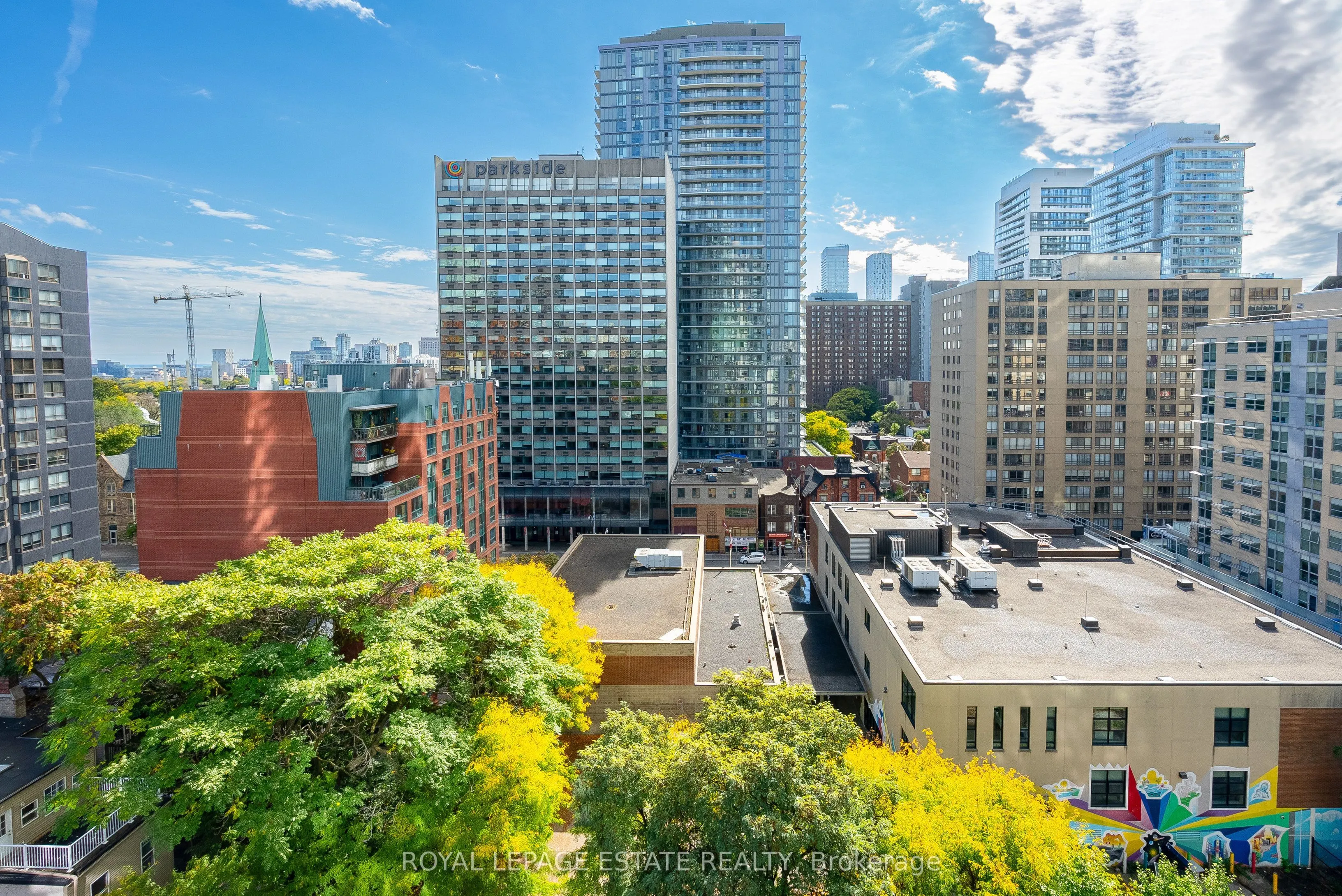 281 Mutual Street, #1003