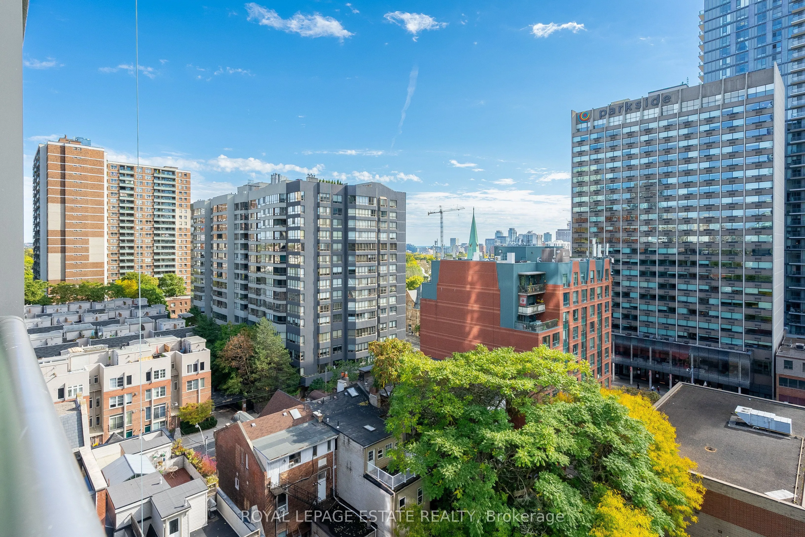 281 Mutual Street, #1003
