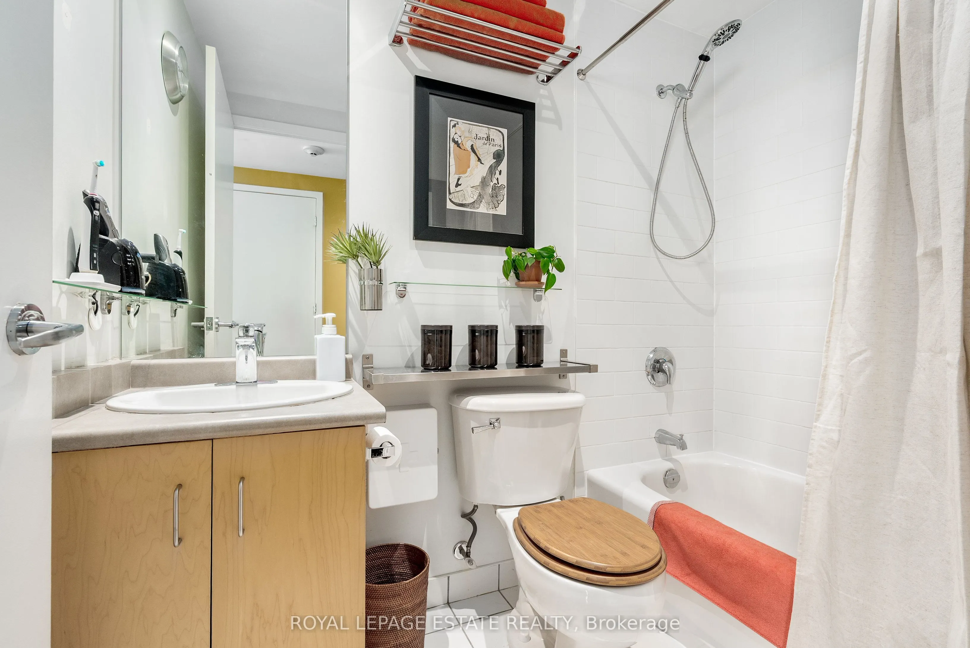 281 Mutual Street, #1003