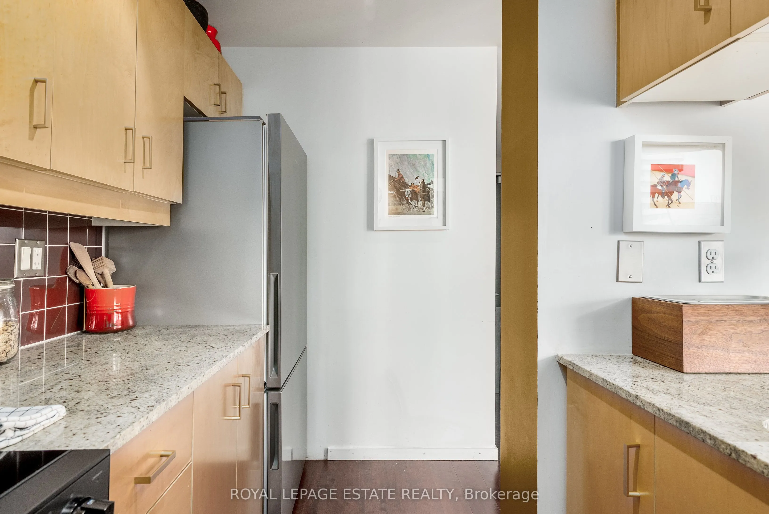 281 Mutual Street, #1003