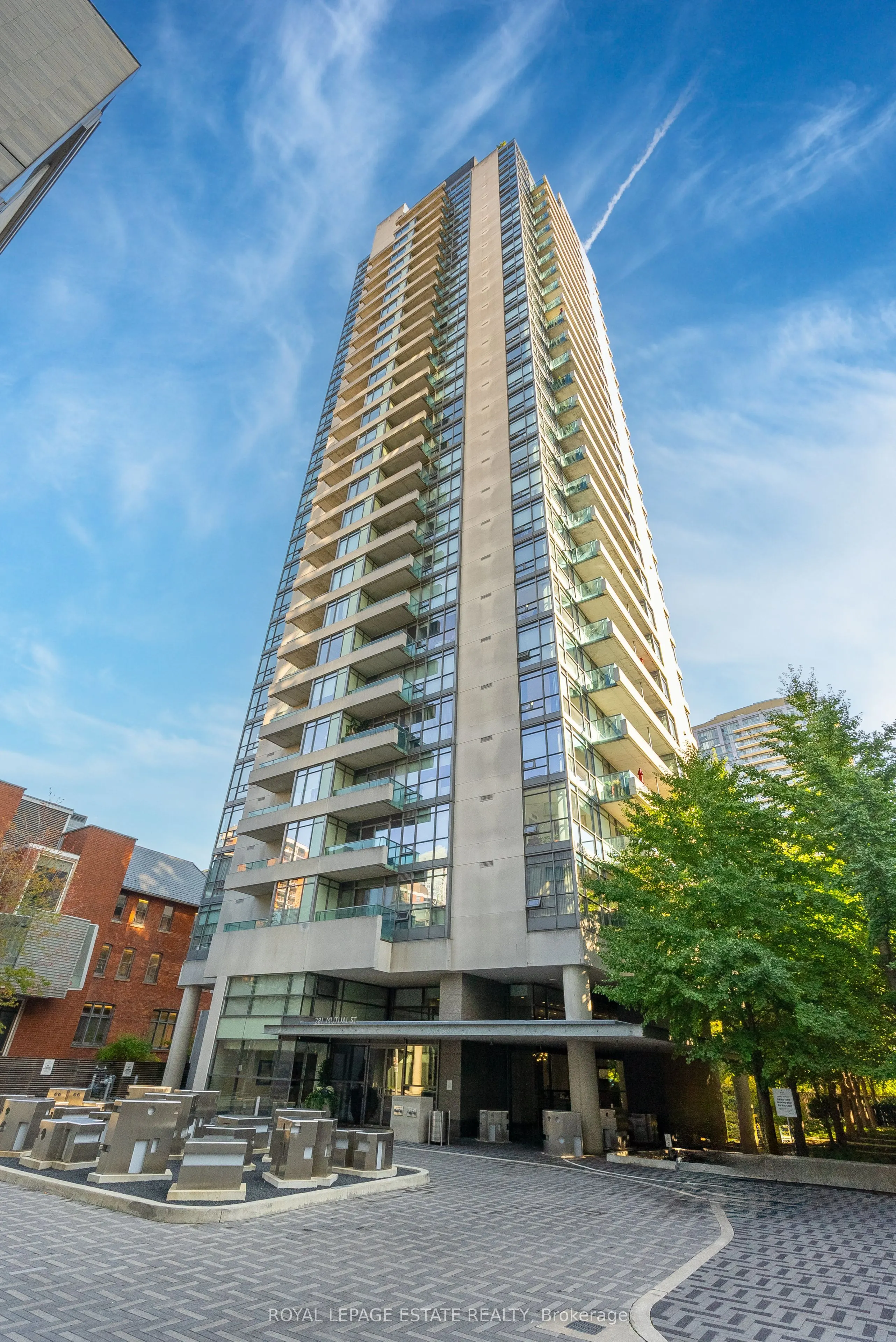 281 Mutual Street, #1003