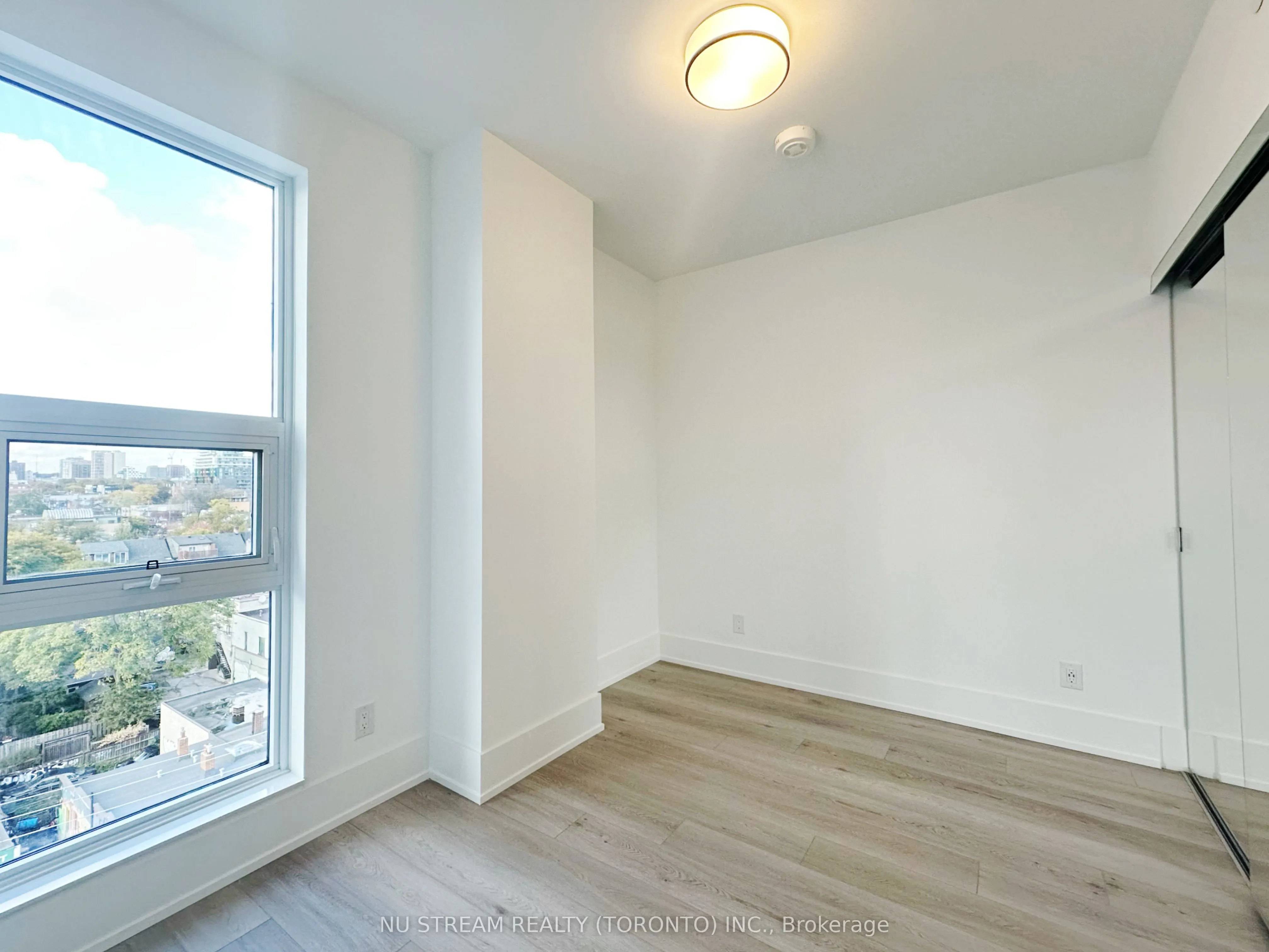 115 Denison Avenue, #813