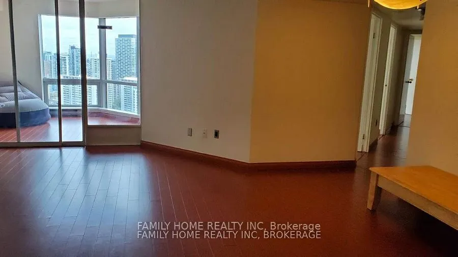 1001 Bay Street, #2907
