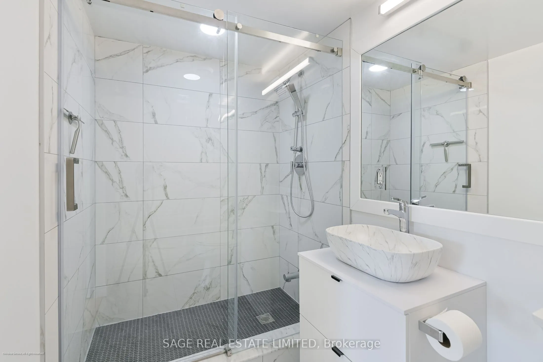 119 Merton Street, #817