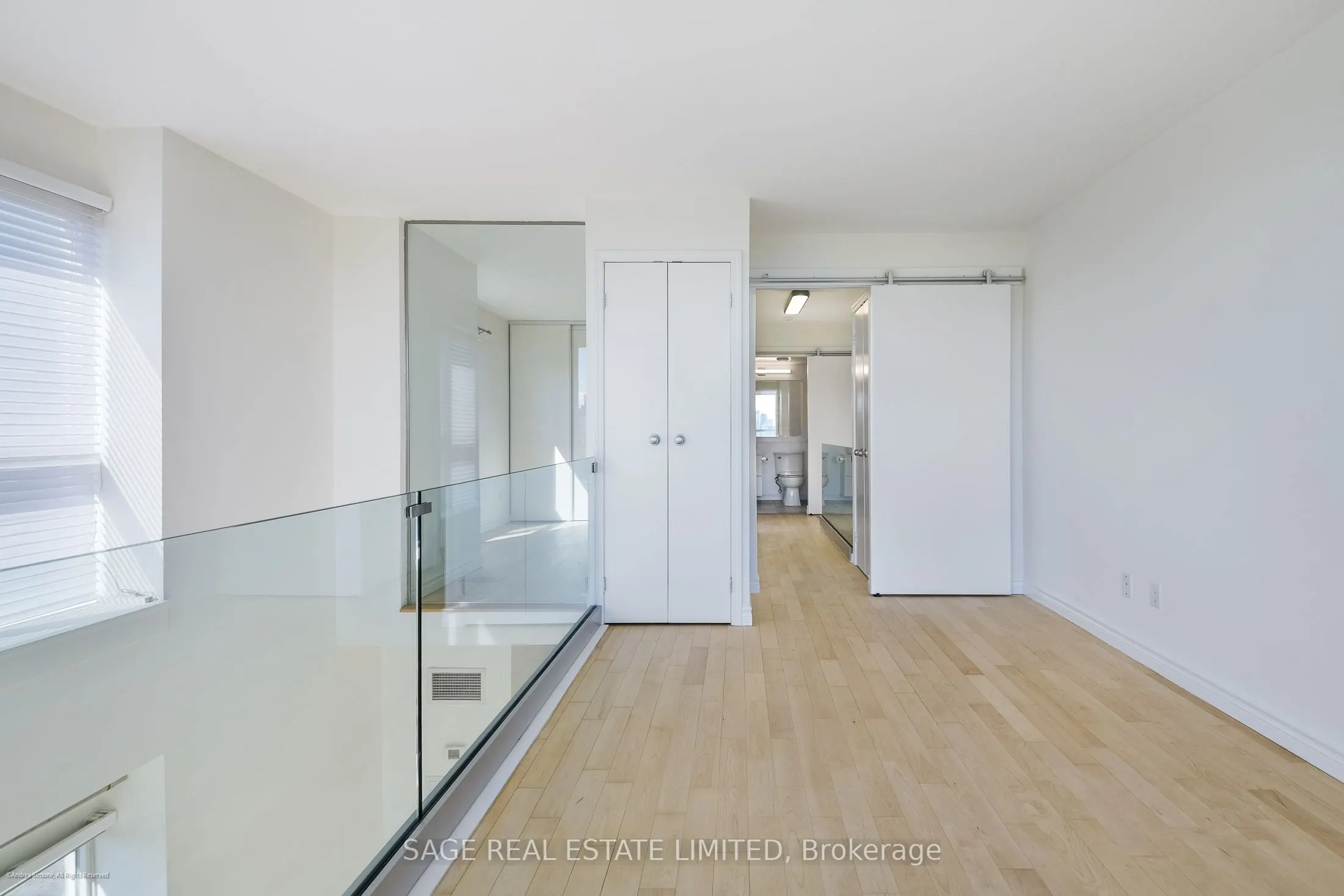 119 Merton Street, #817