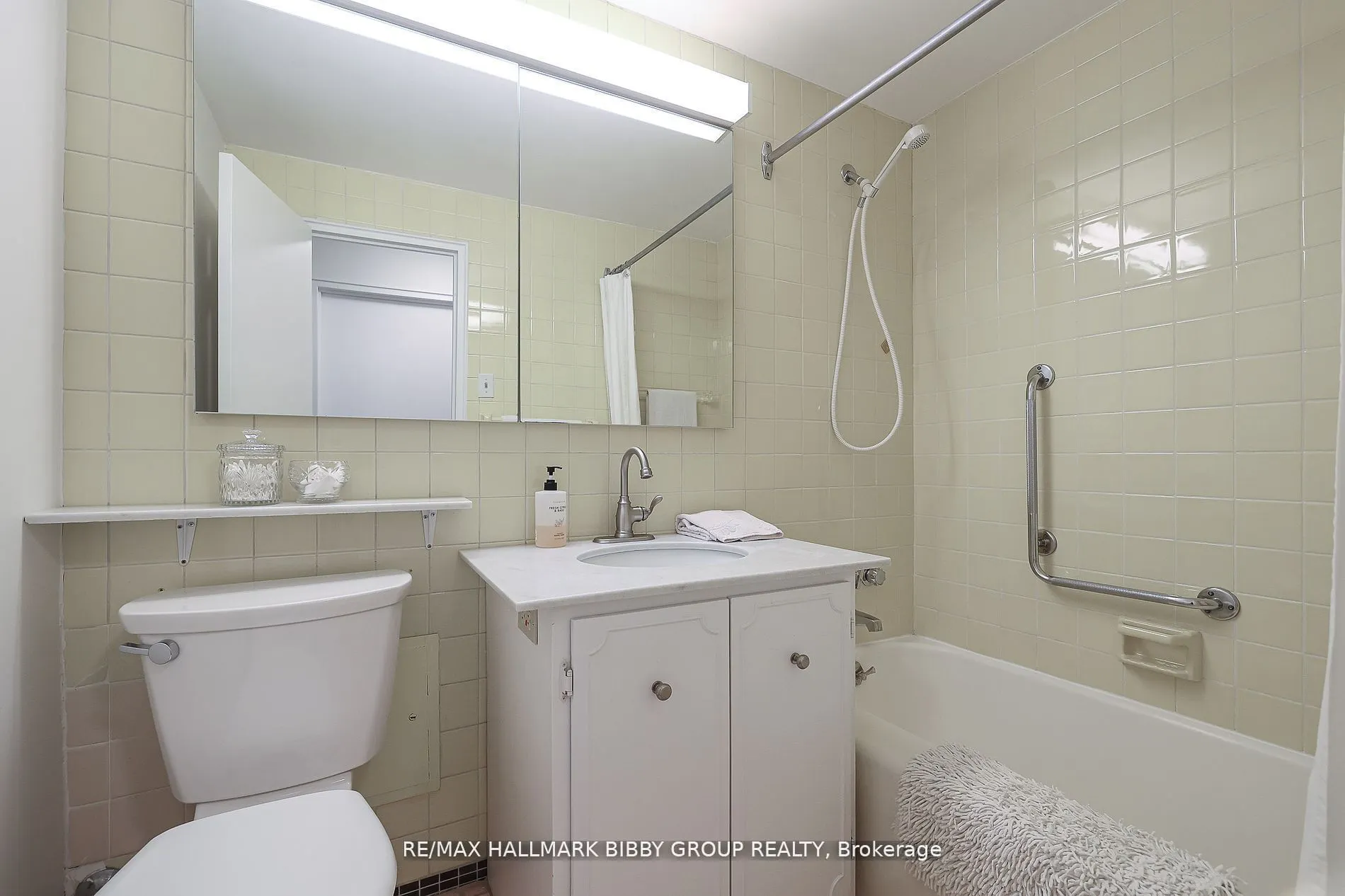 21 Dale Avenue, #435