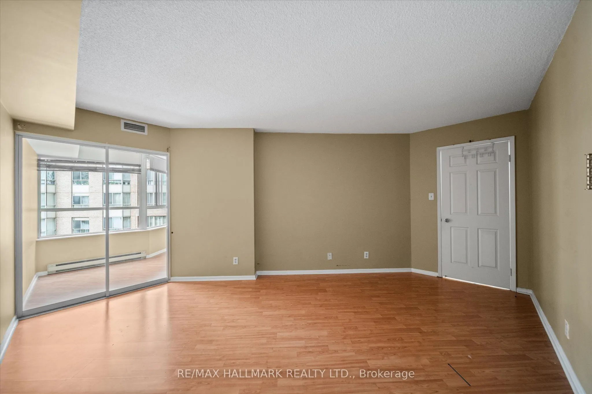 717 Bay Street, #703