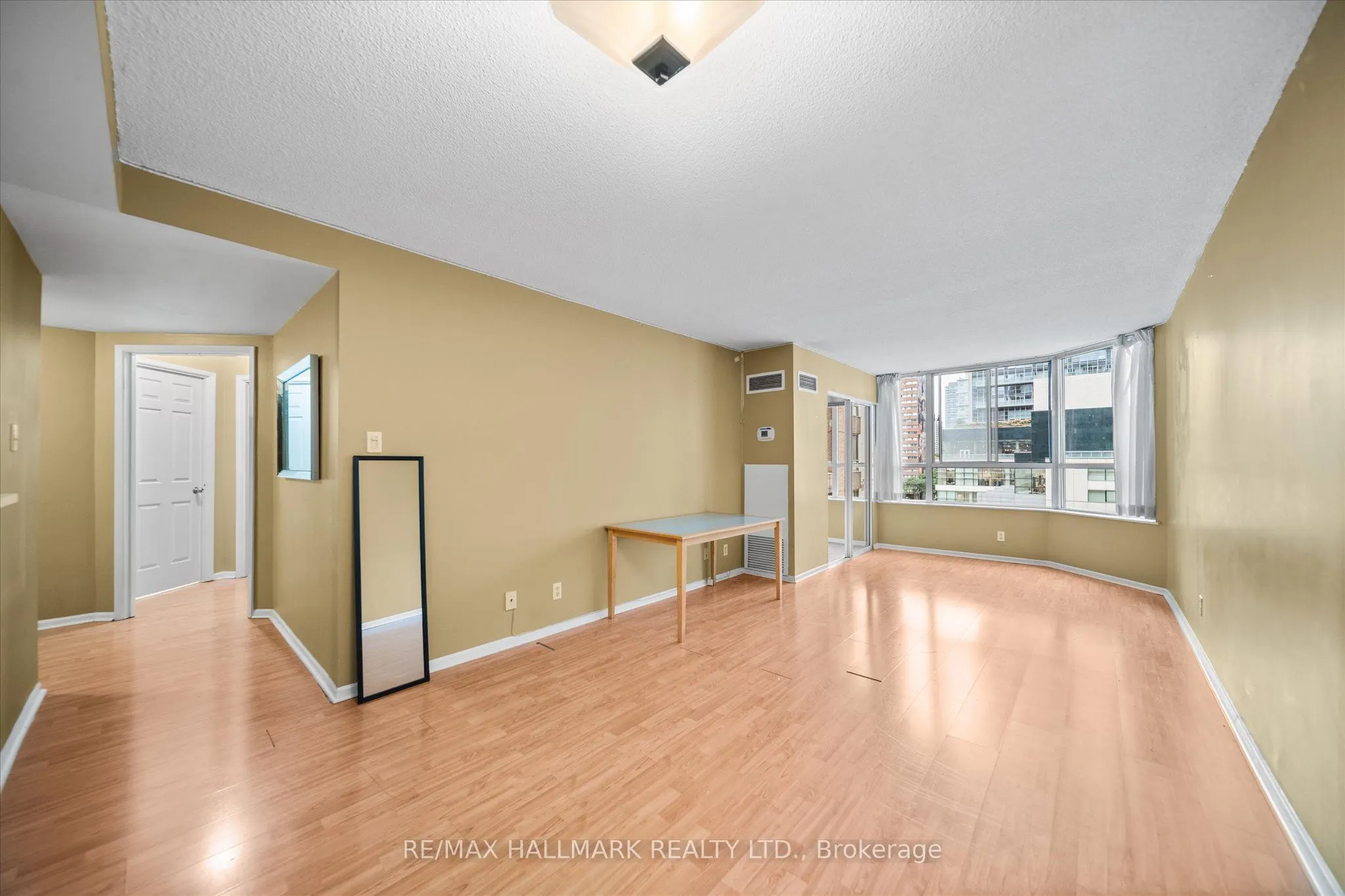 717 Bay Street, #703