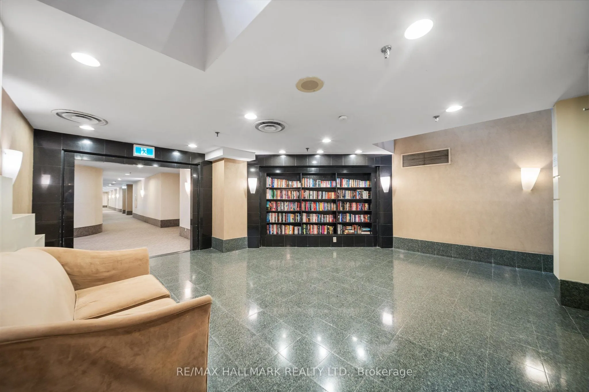 717 Bay Street, #703