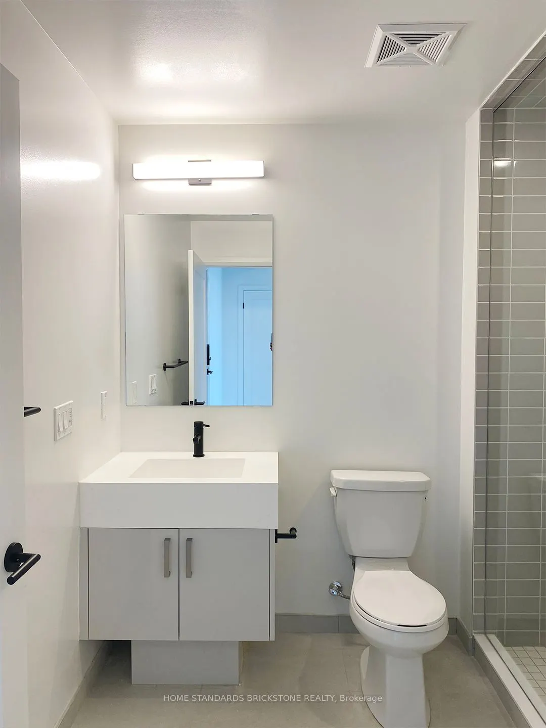 280 Dundas Street, #2104