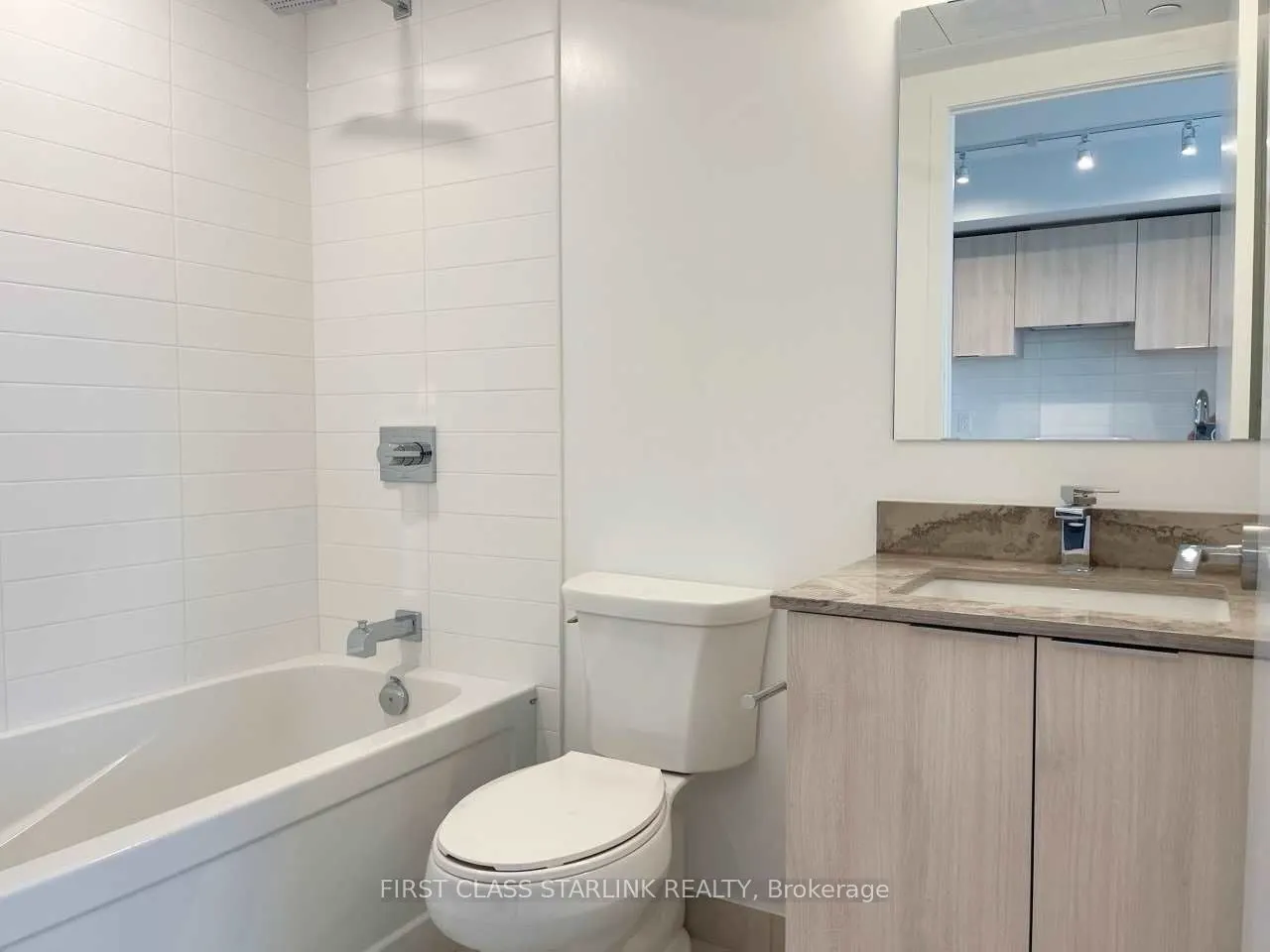 501 Yonge Street, #3106