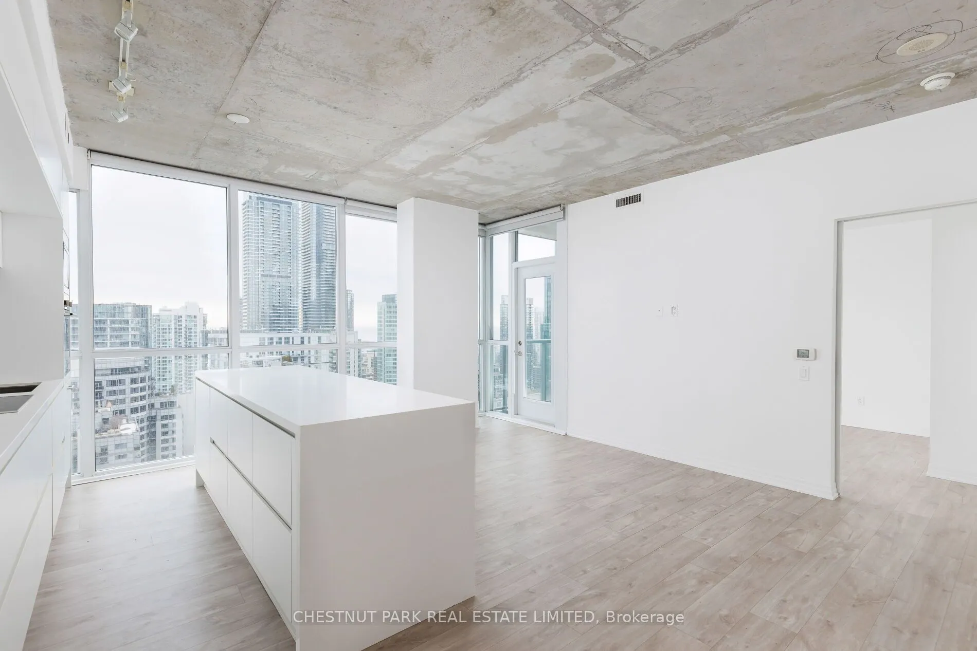 88 Blue Jays Way, #2706