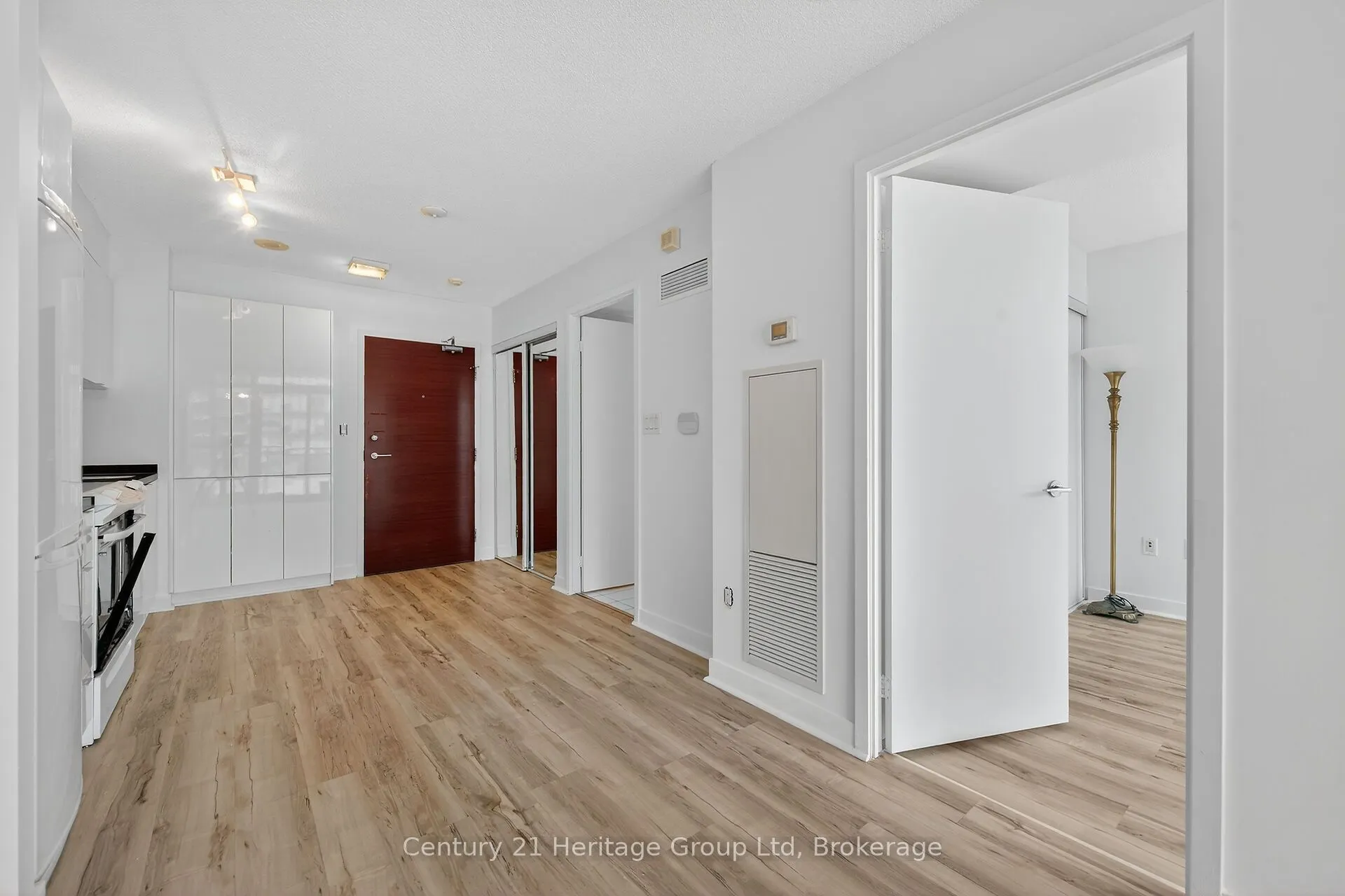 15 Iceboat Terrace, #1205