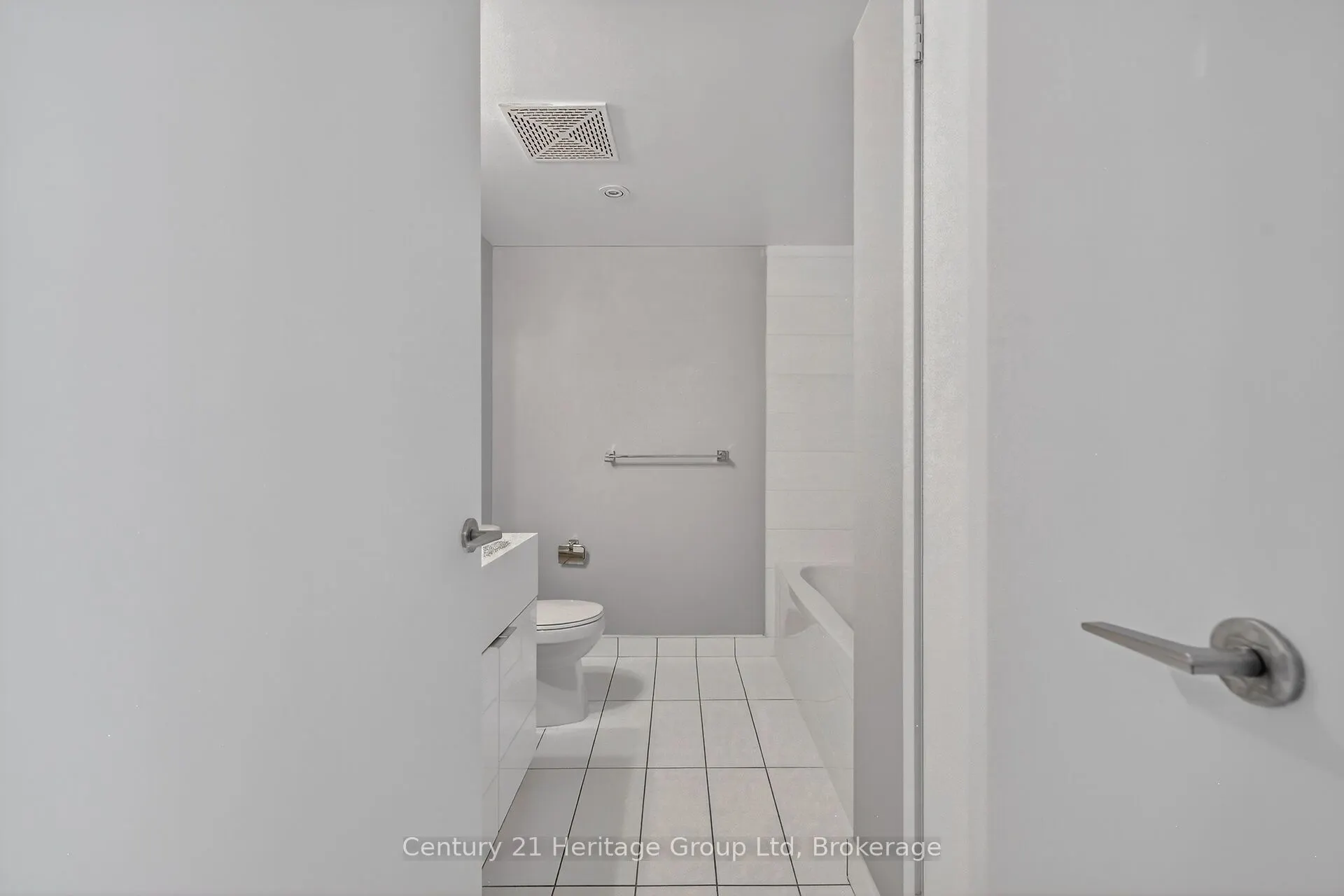 15 Iceboat Terrace, #1205