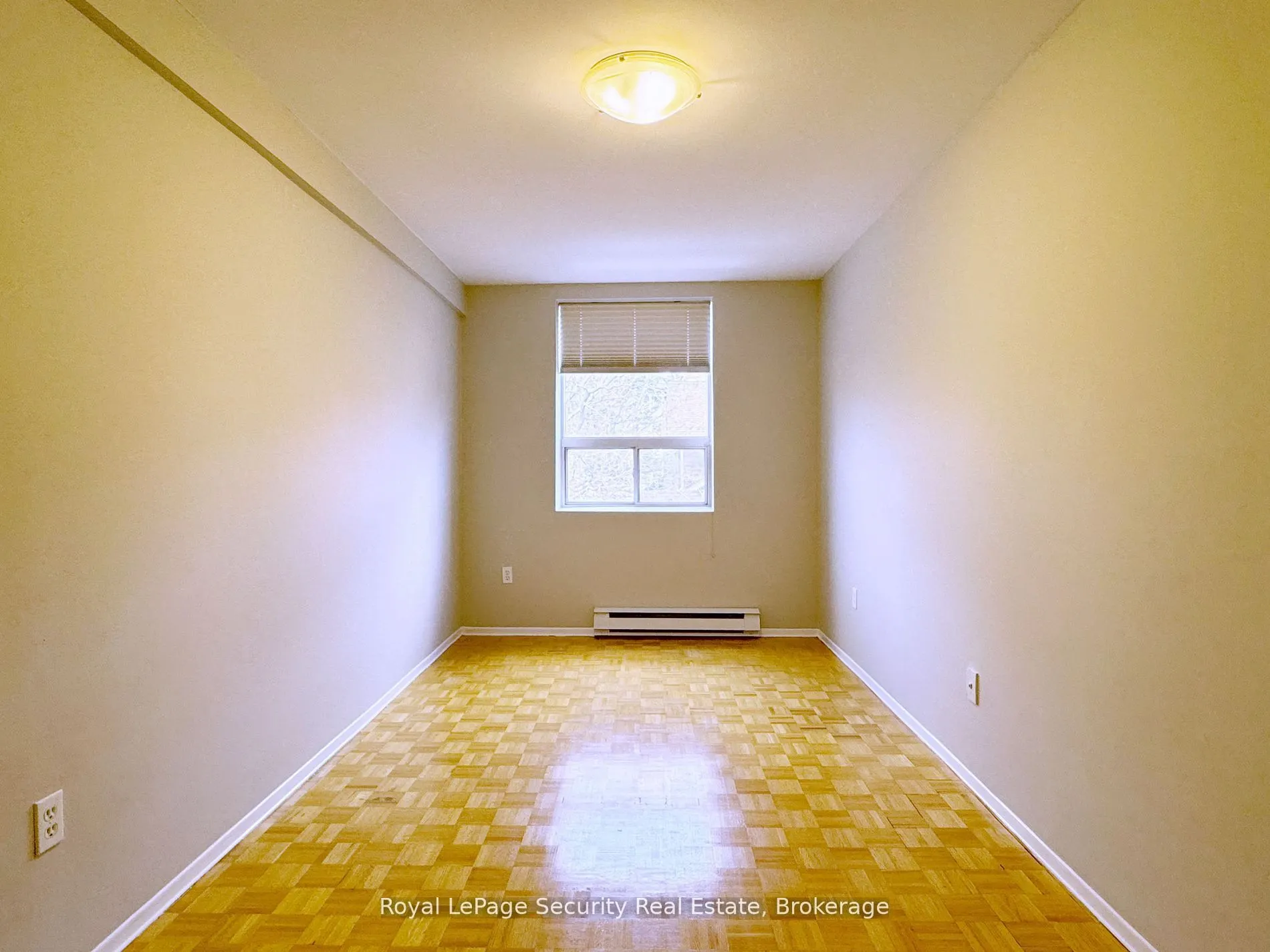 696 St Clair Avenue W, #304