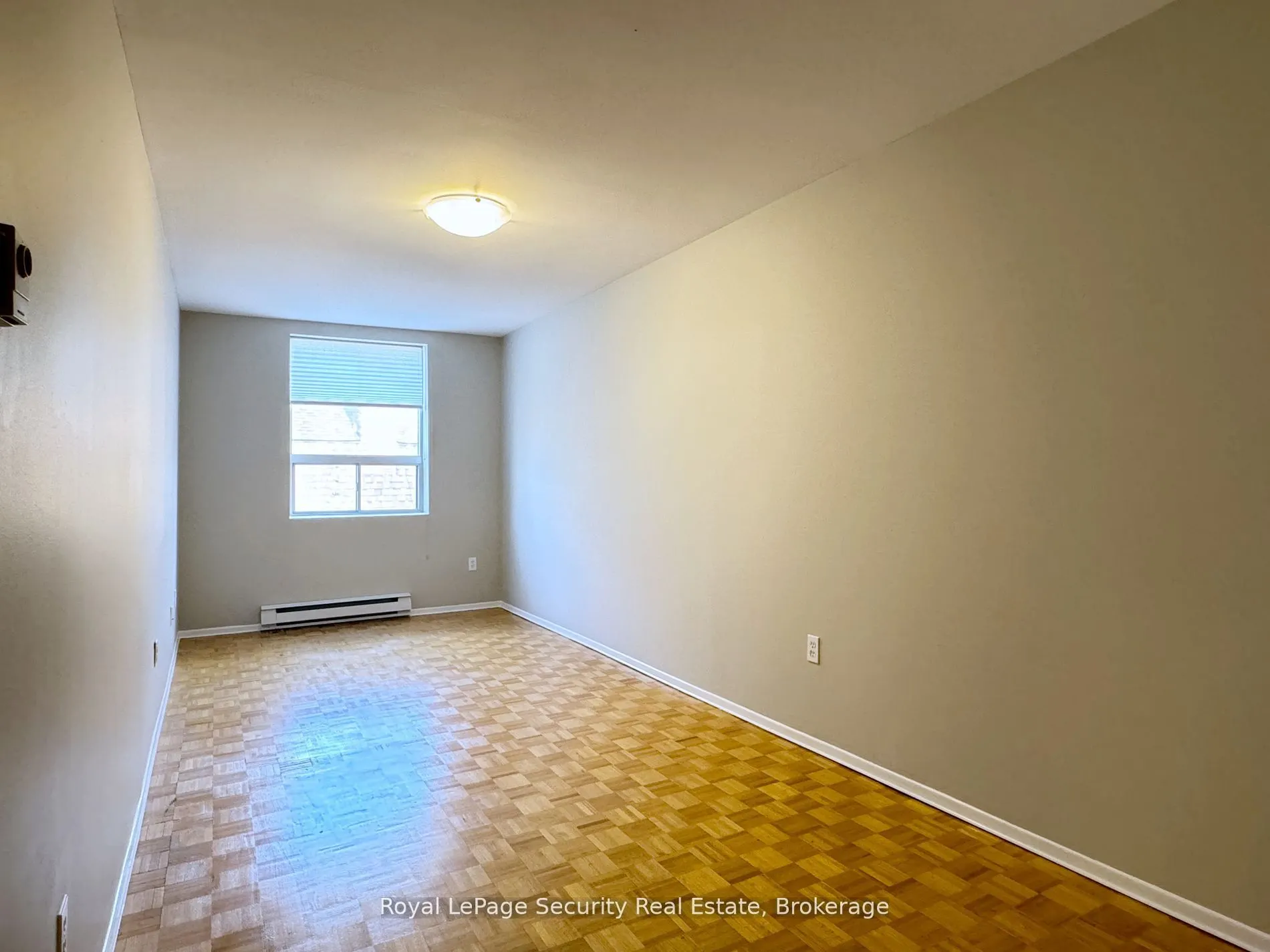 696 St Clair Avenue W, #304