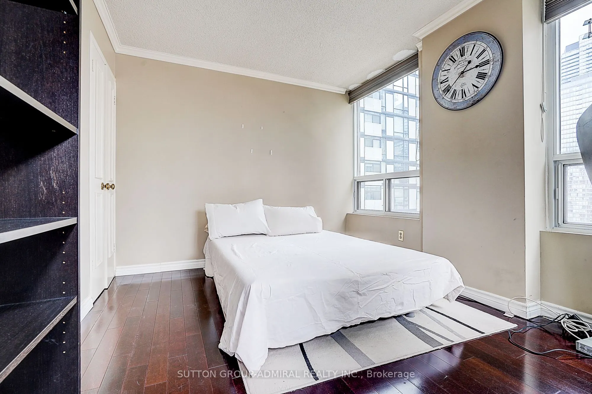 25 Maitland Street, #1209