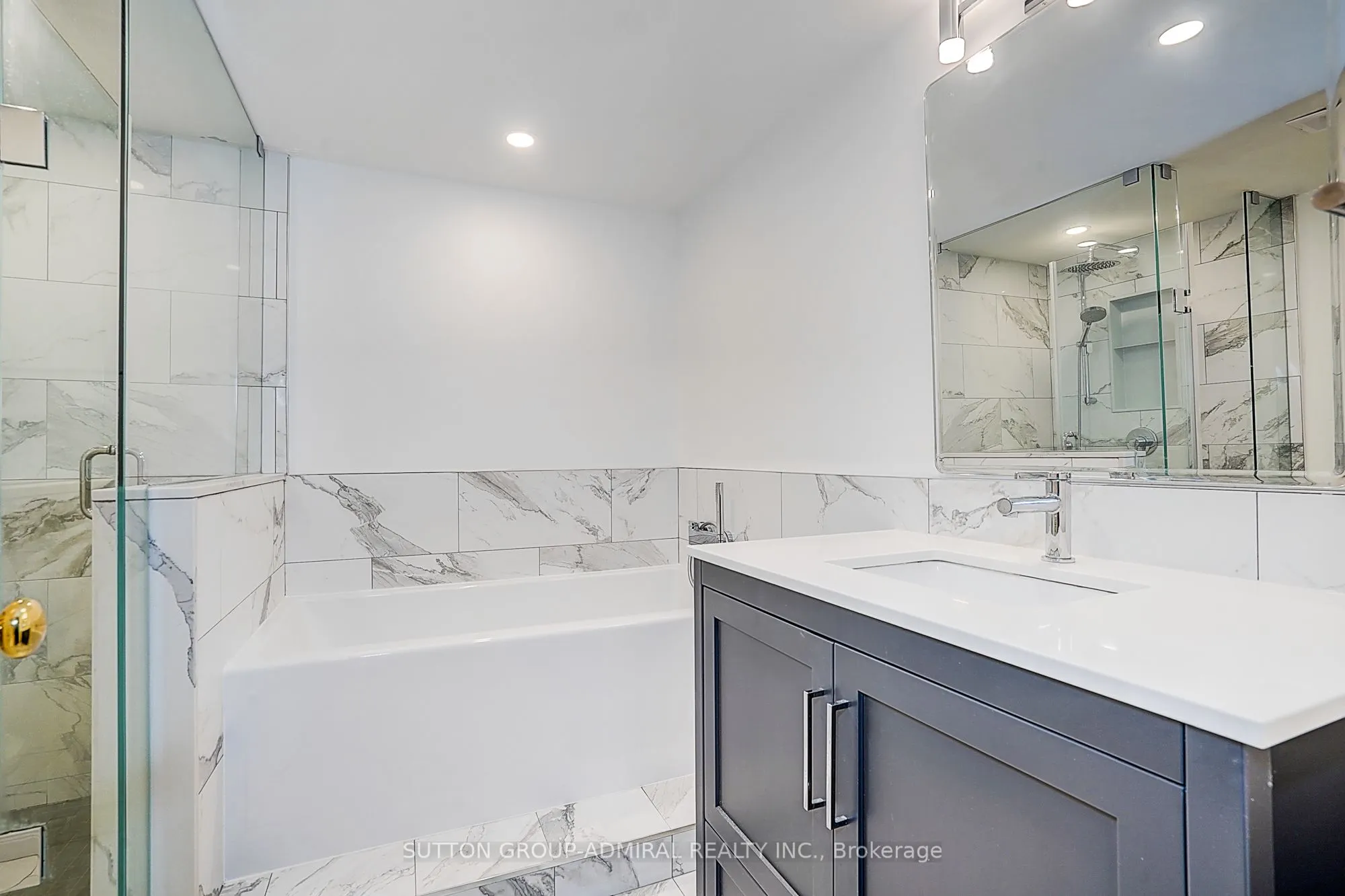 25 Maitland Street, #1209